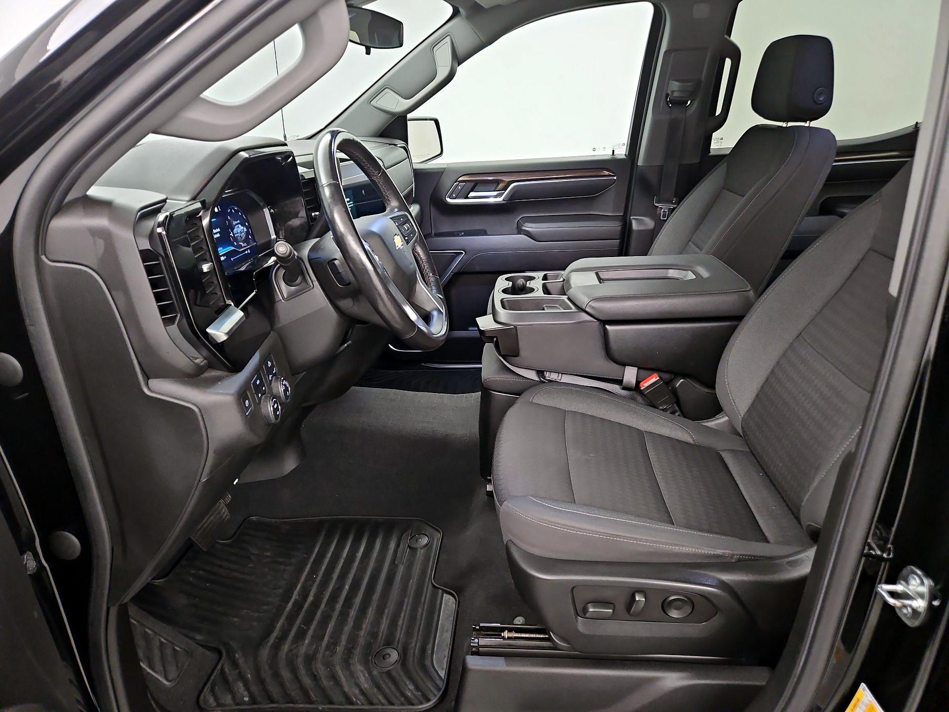Thumbnail: 2022 Chevrolet Silverado 1500 - 11