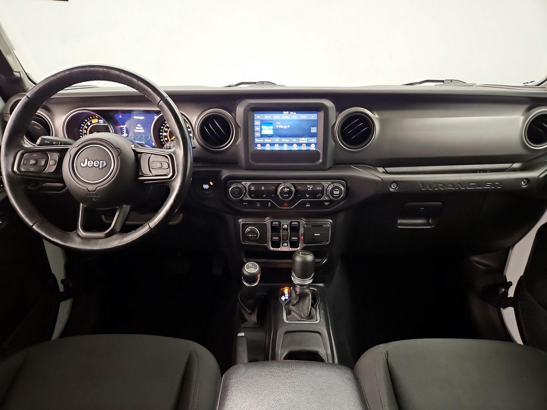 Thumbnail: 2021 Jeep Wrangler - 9