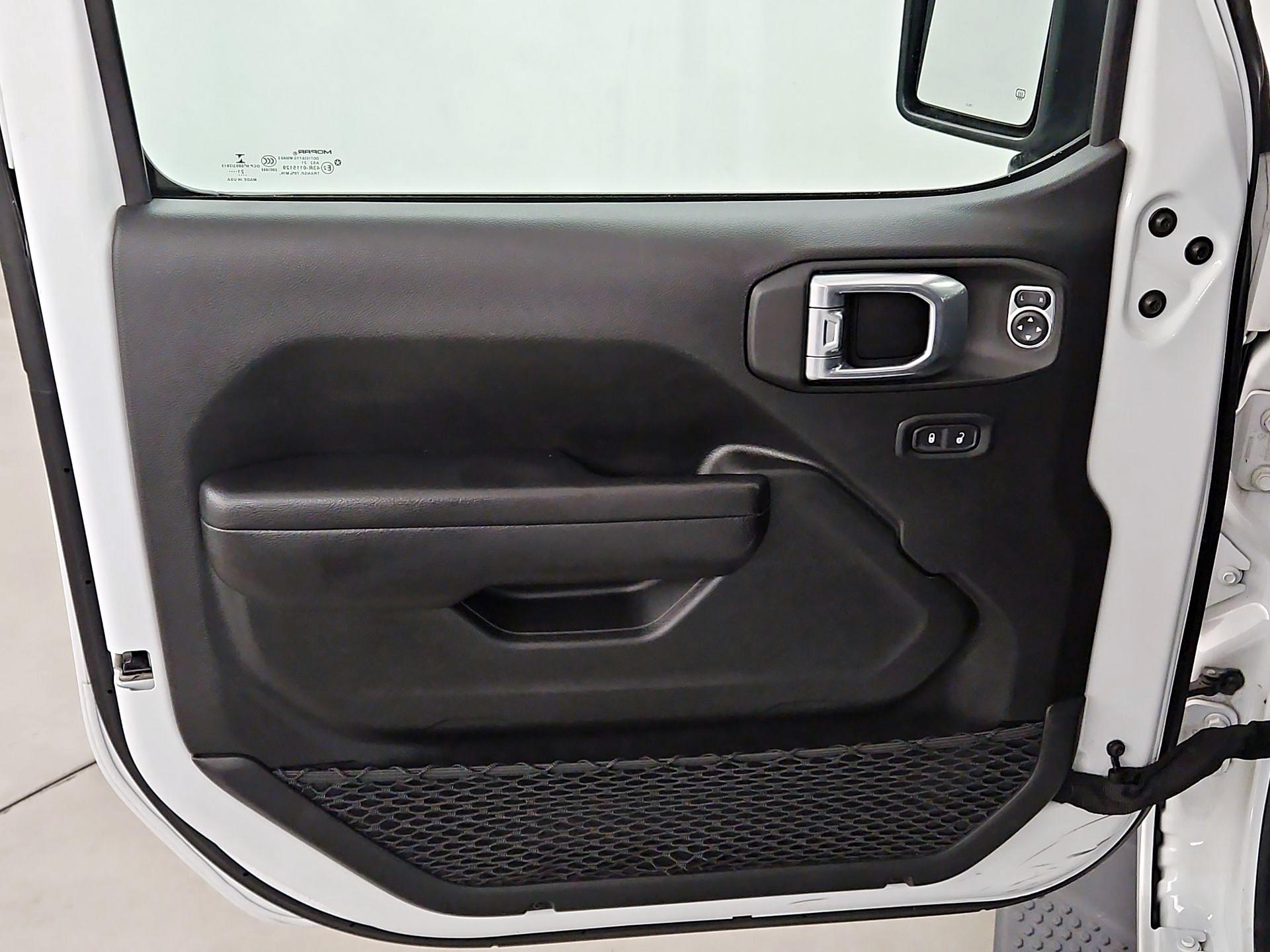 Thumbnail: 2021 Jeep Wrangler - 12