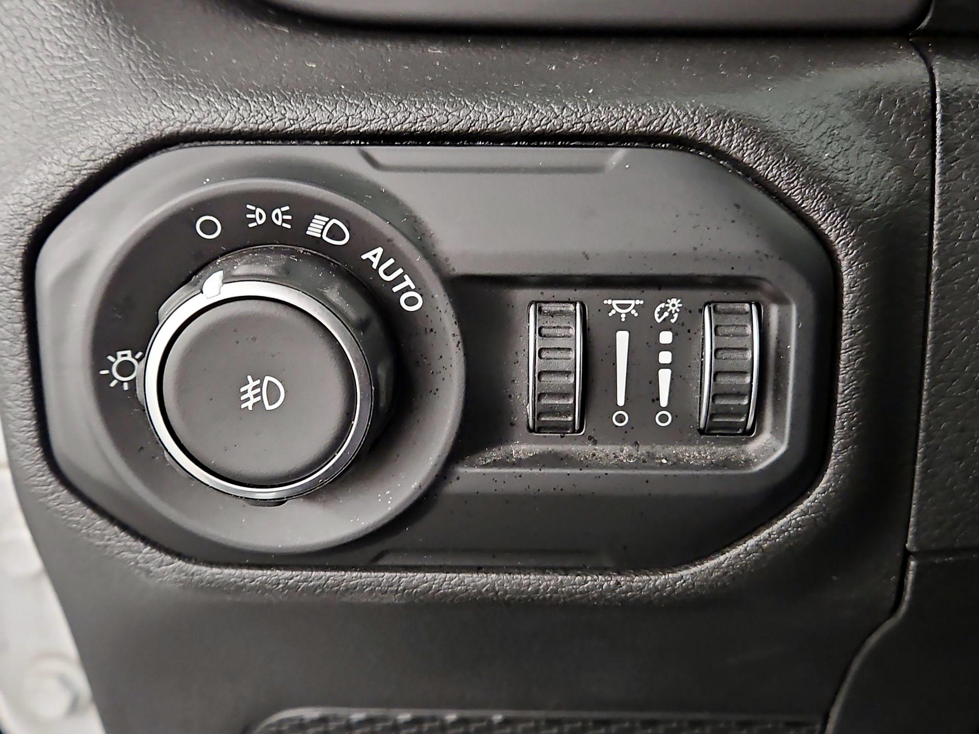 Thumbnail: 2021 Jeep Wrangler - 13