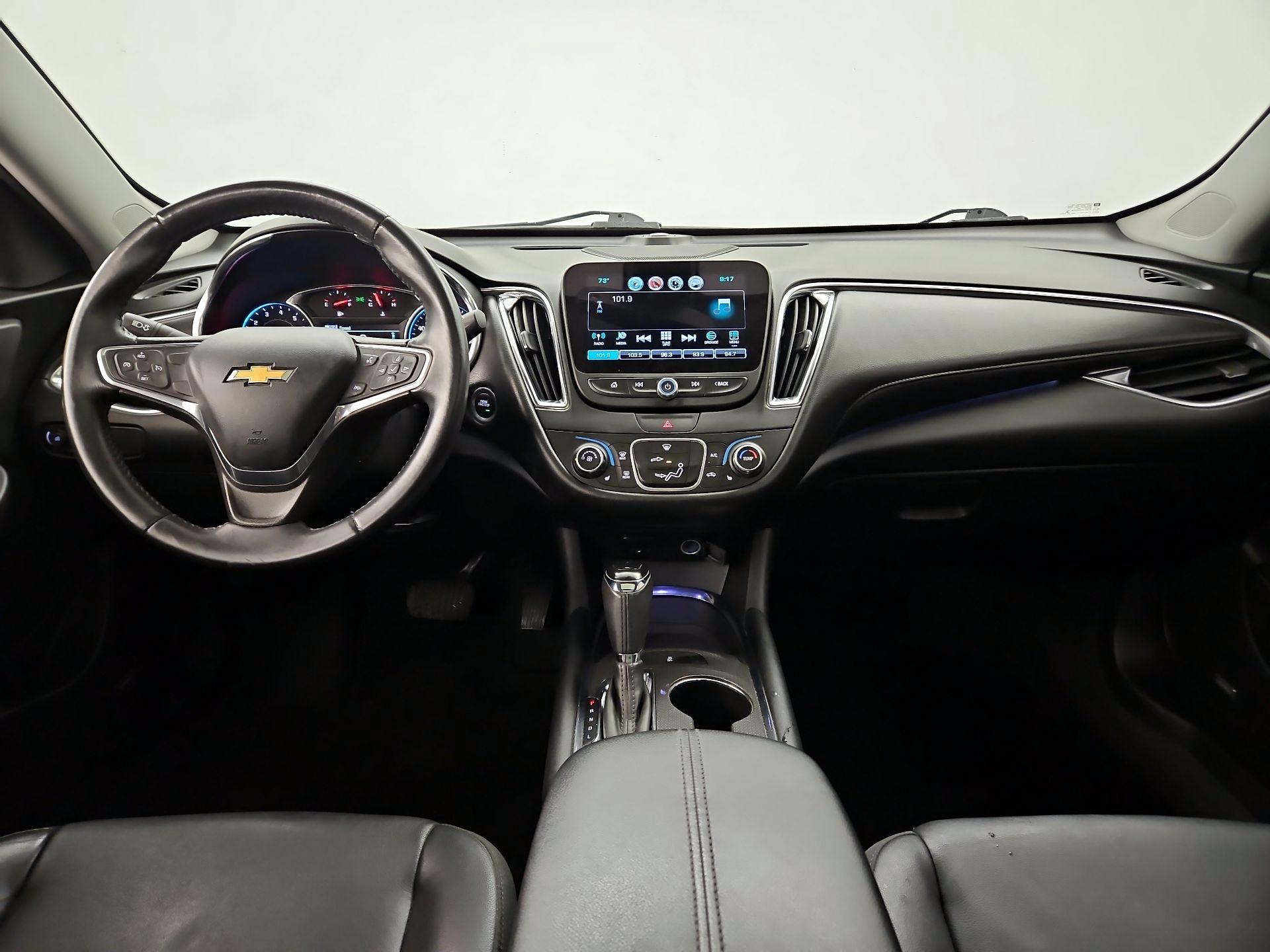 Thumbnail: 2018 Chevrolet Malibu - 9
