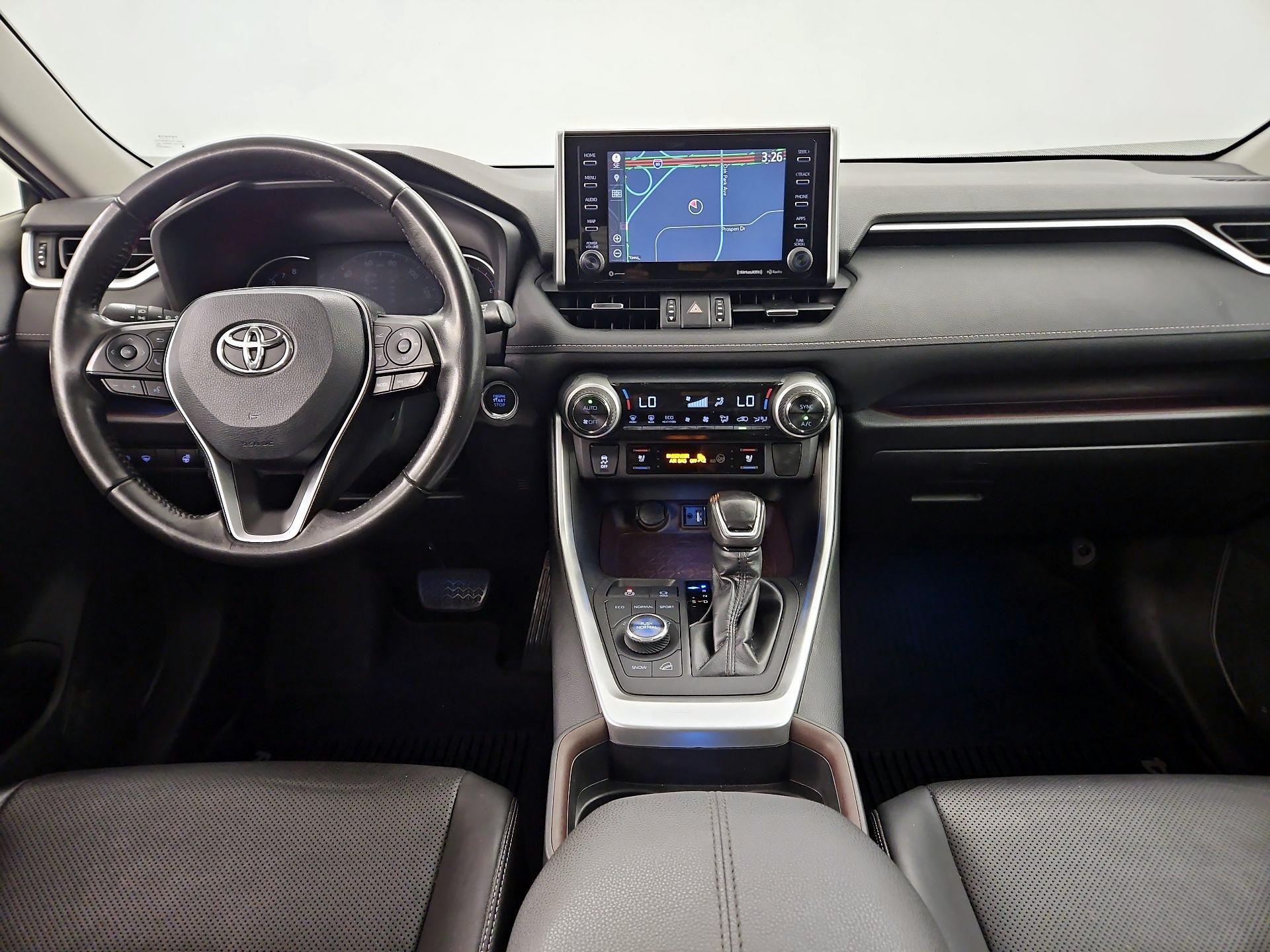 Thumbnail: 2019 Toyota RAV4 - 9