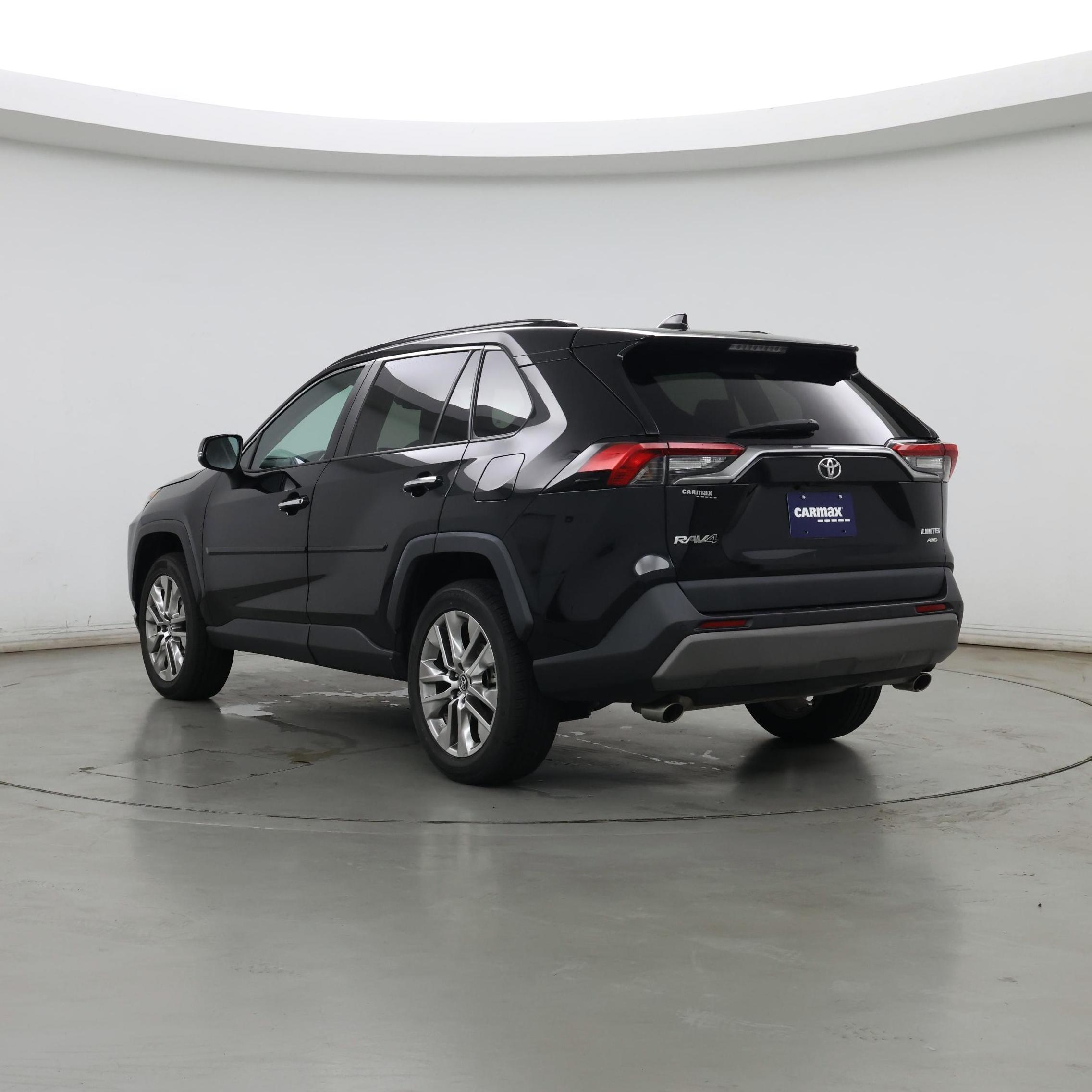 Thumbnail: 2019 Toyota RAV4 - 2