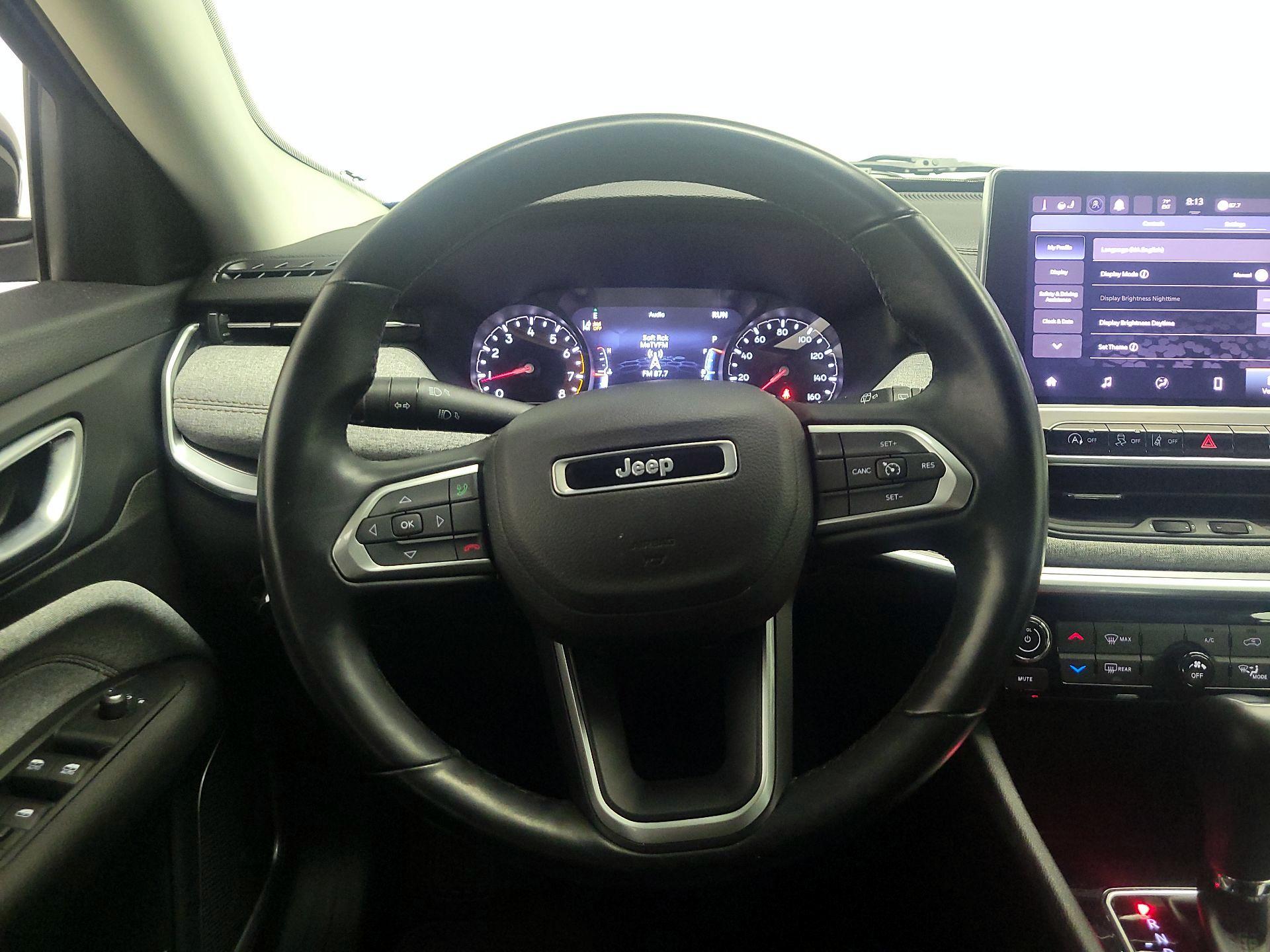 Thumbnail: 2022 Jeep Compass - 10