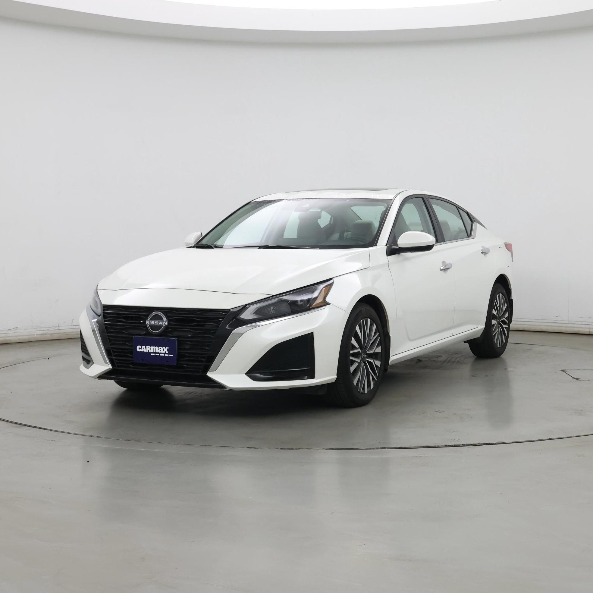 Thumbnail: 2023 Nissan Altima - 4