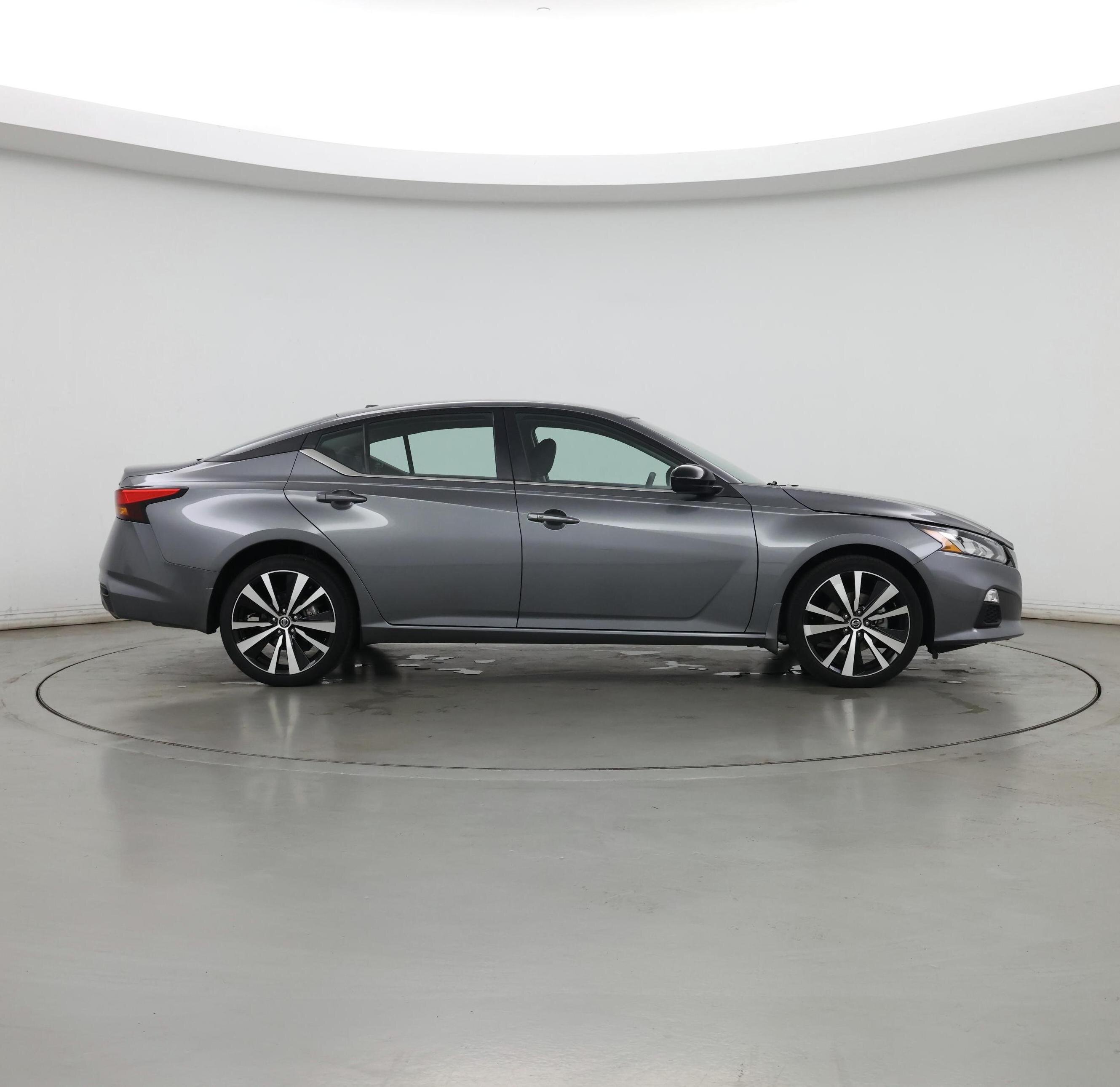 Thumbnail: 2022 Nissan Altima - 7