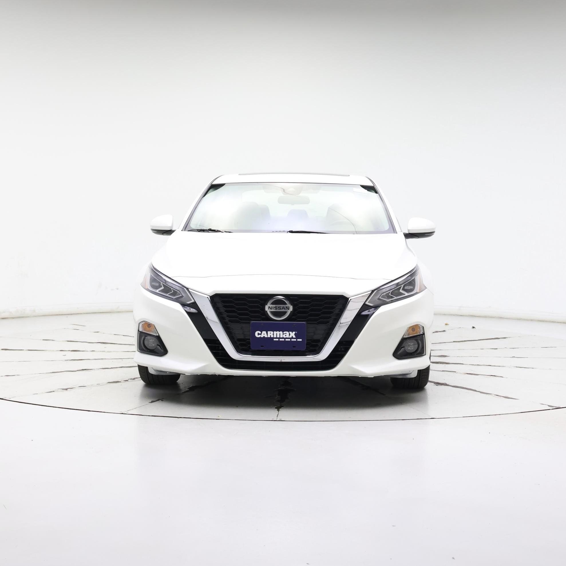 Thumbnail: 2022 Nissan Altima - 5