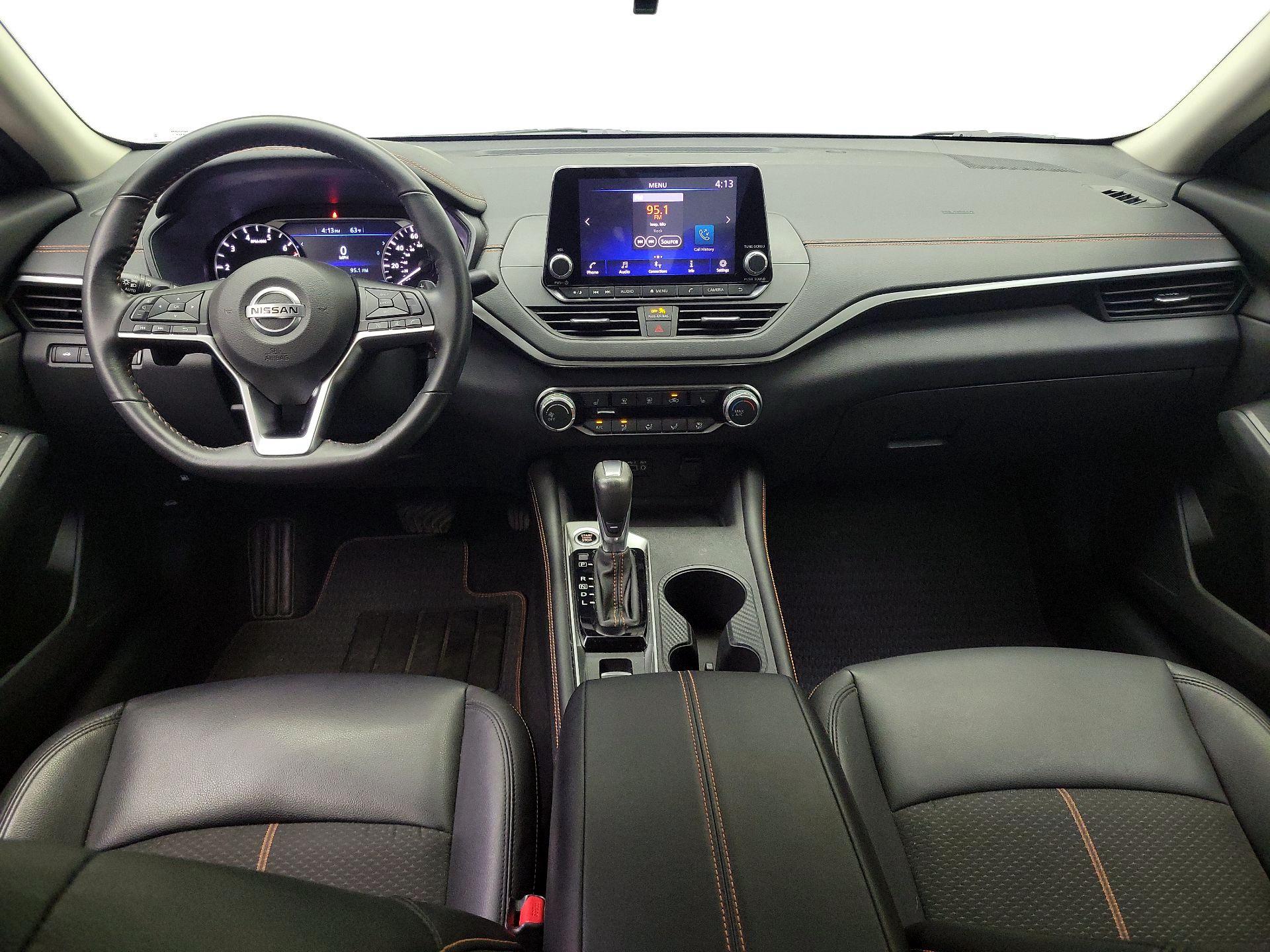 Thumbnail: 2022 Nissan Altima - 9