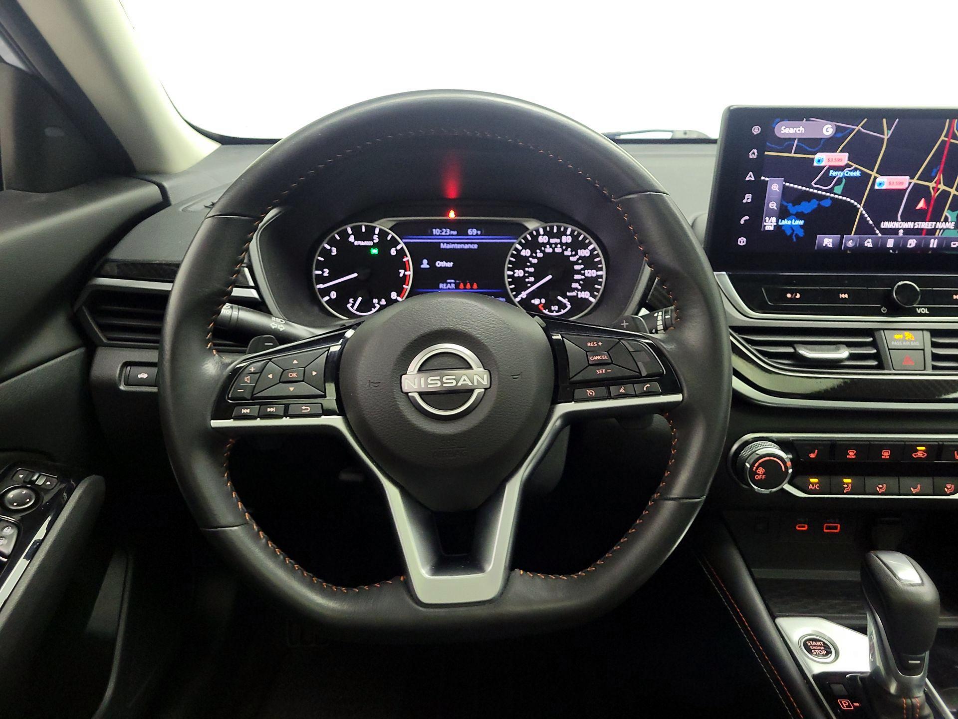 Thumbnail: 2023 Nissan Altima - 10