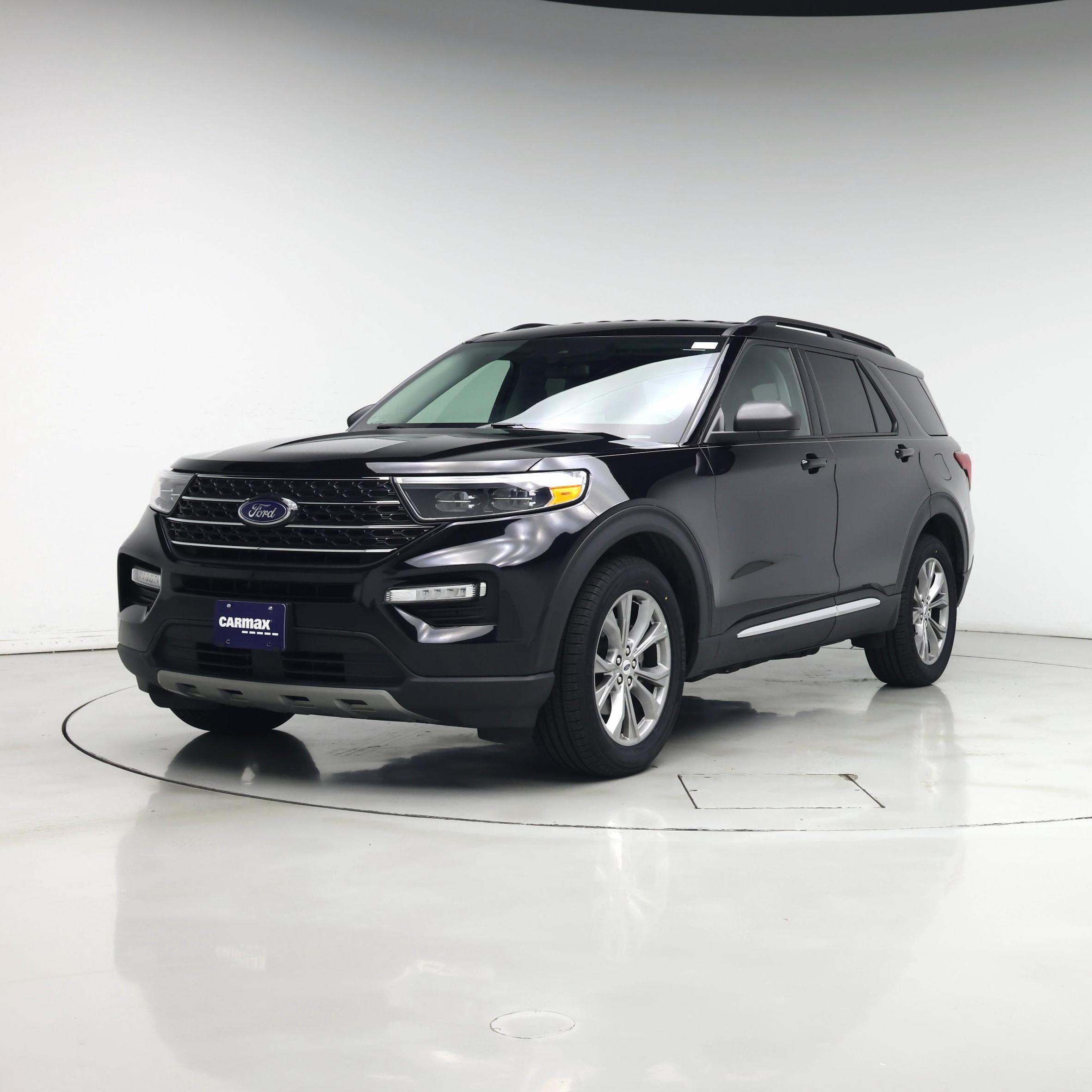 Thumbnail: 2022 Ford Explorer - 4
