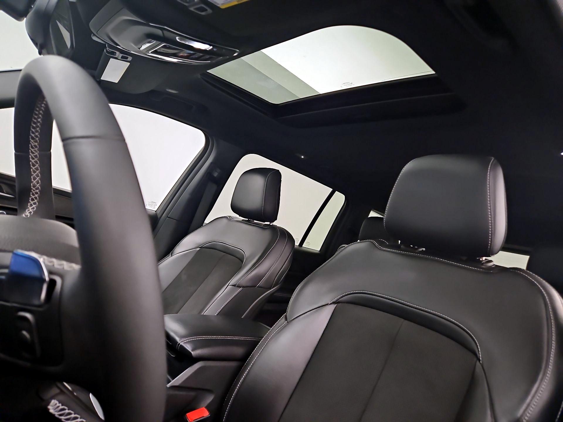 Thumbnail: 2023 Jeep Grand Cherokee L - 19