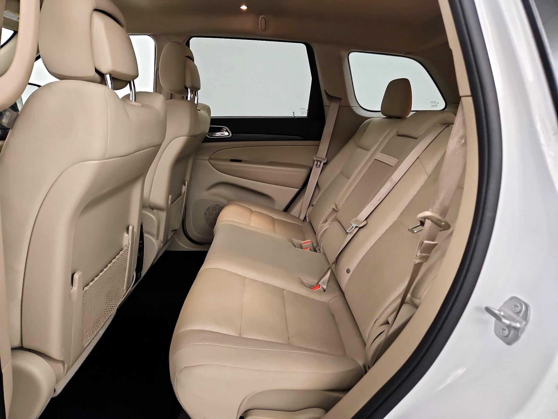 Thumbnail: 2020 Jeep Grand Cherokee - 20