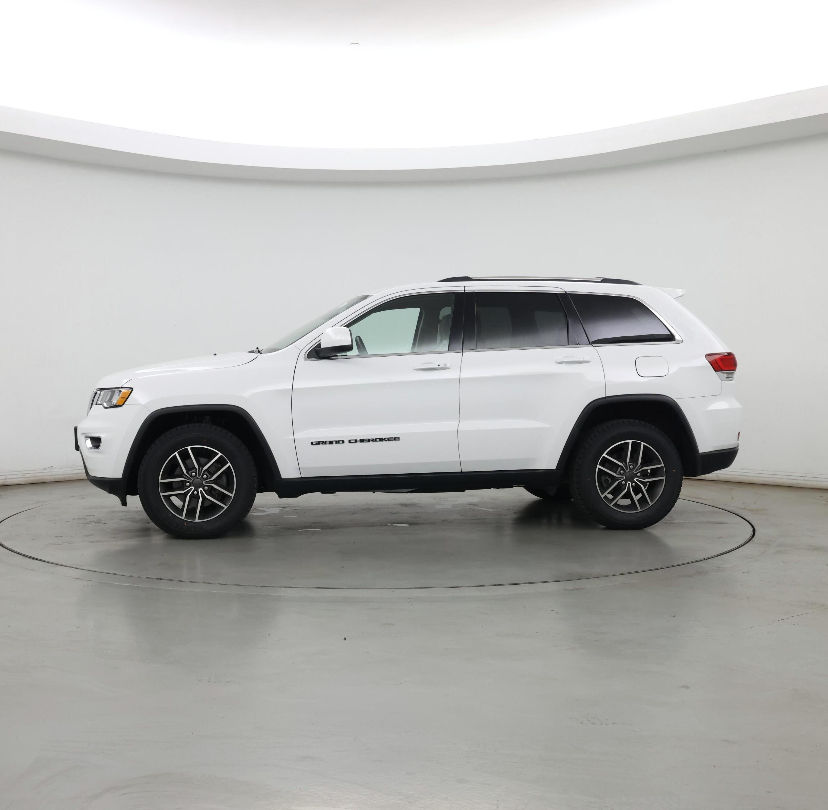 Thumbnail: 2020 Jeep Grand Cherokee - 3