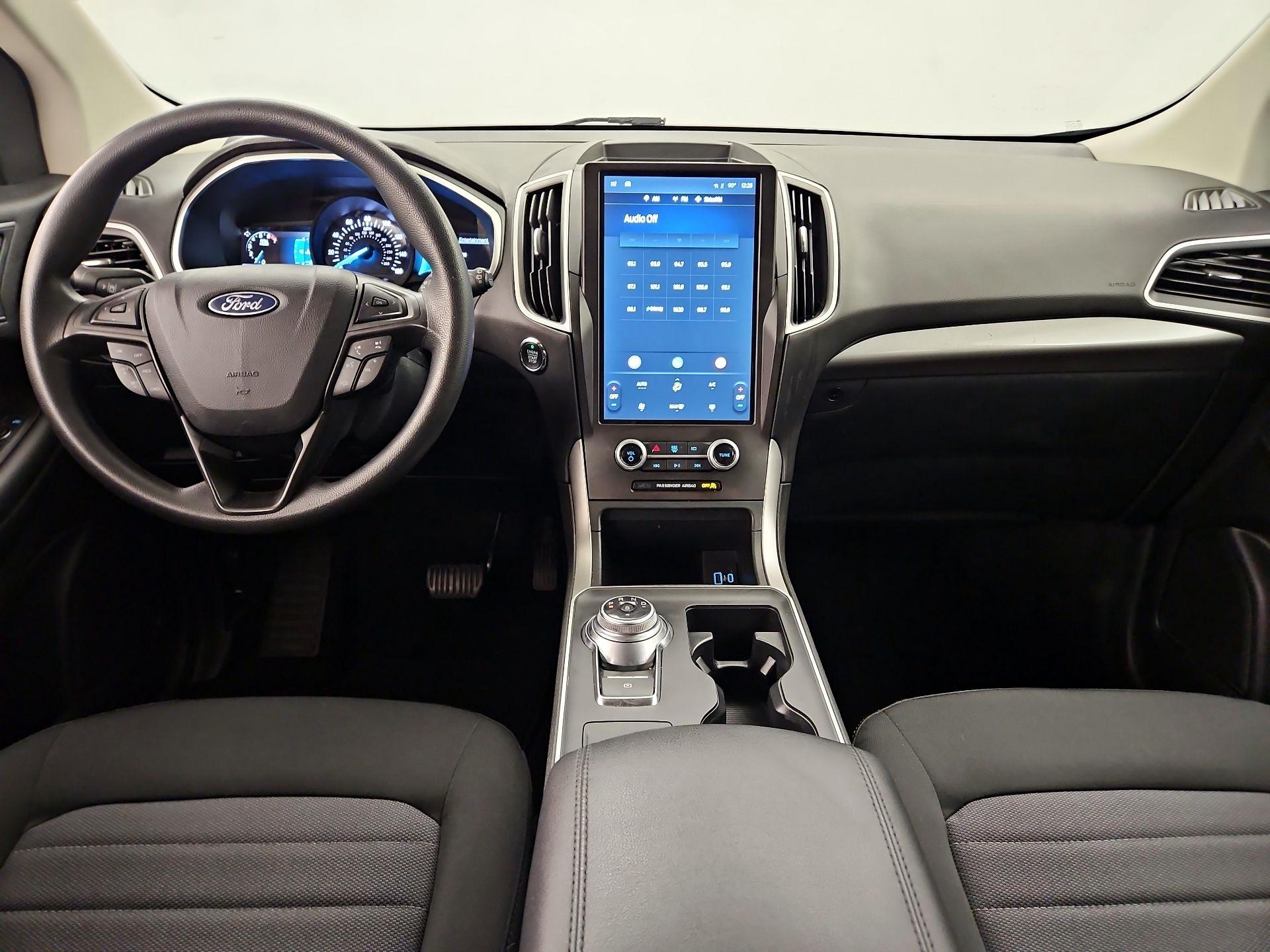 Thumbnail: 2021 Ford Edge - 9