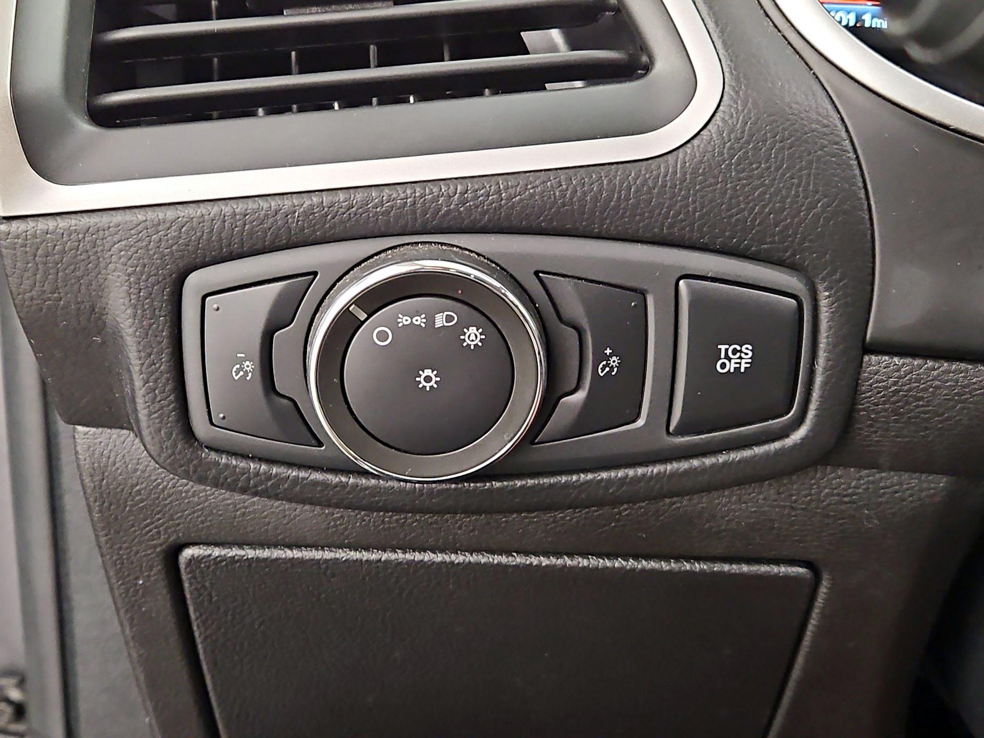 Thumbnail: 2021 Ford Edge - 13