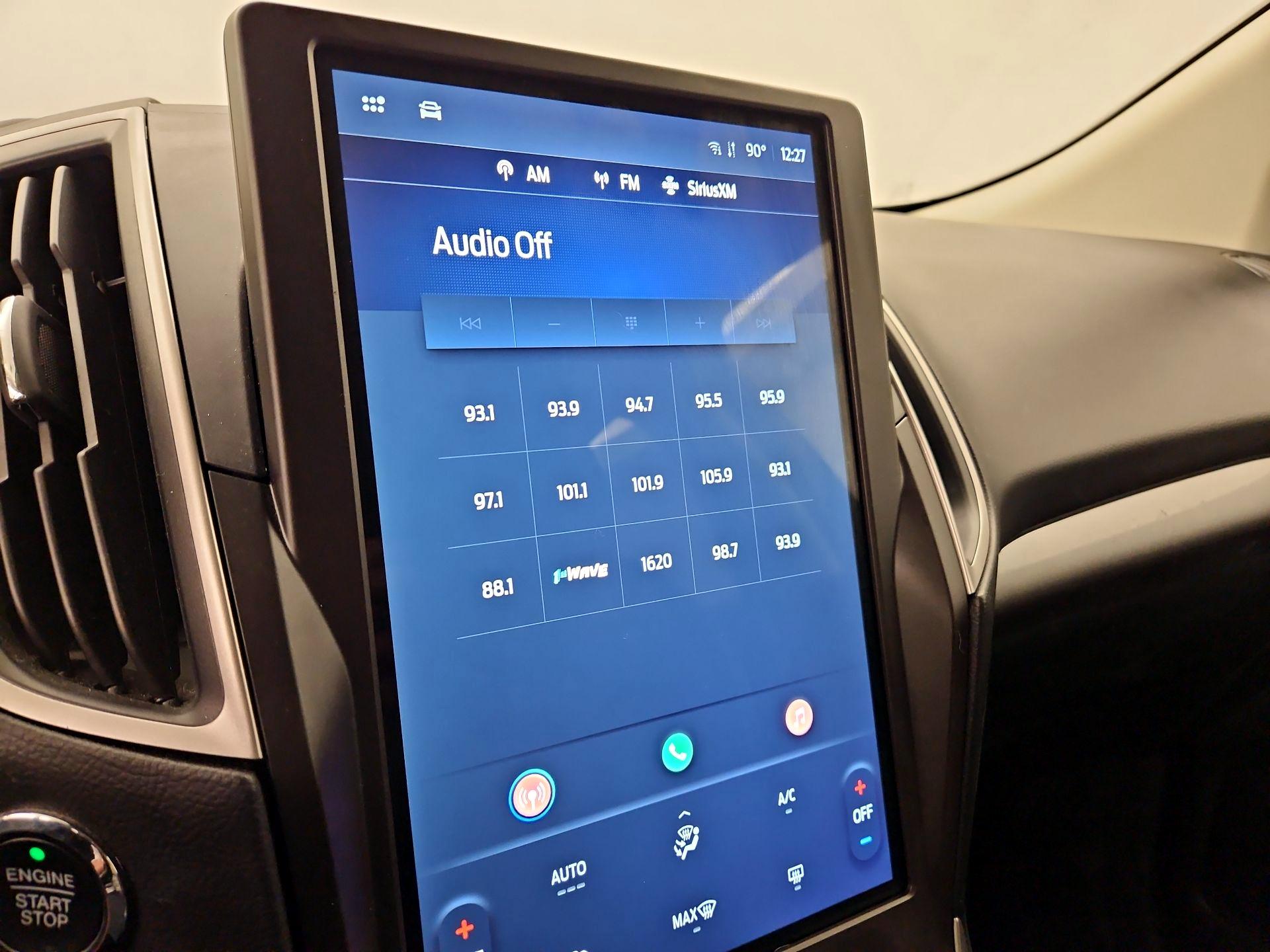 Thumbnail: 2021 Ford Edge - 15