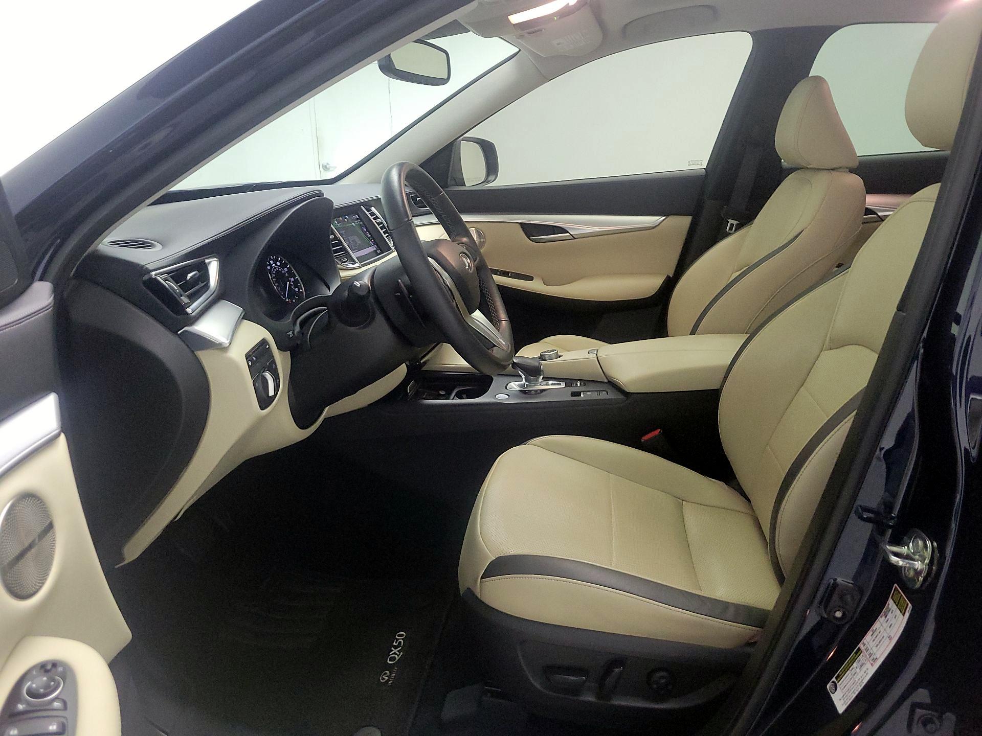 Thumbnail: 2022 INFINITI QX50 - 11