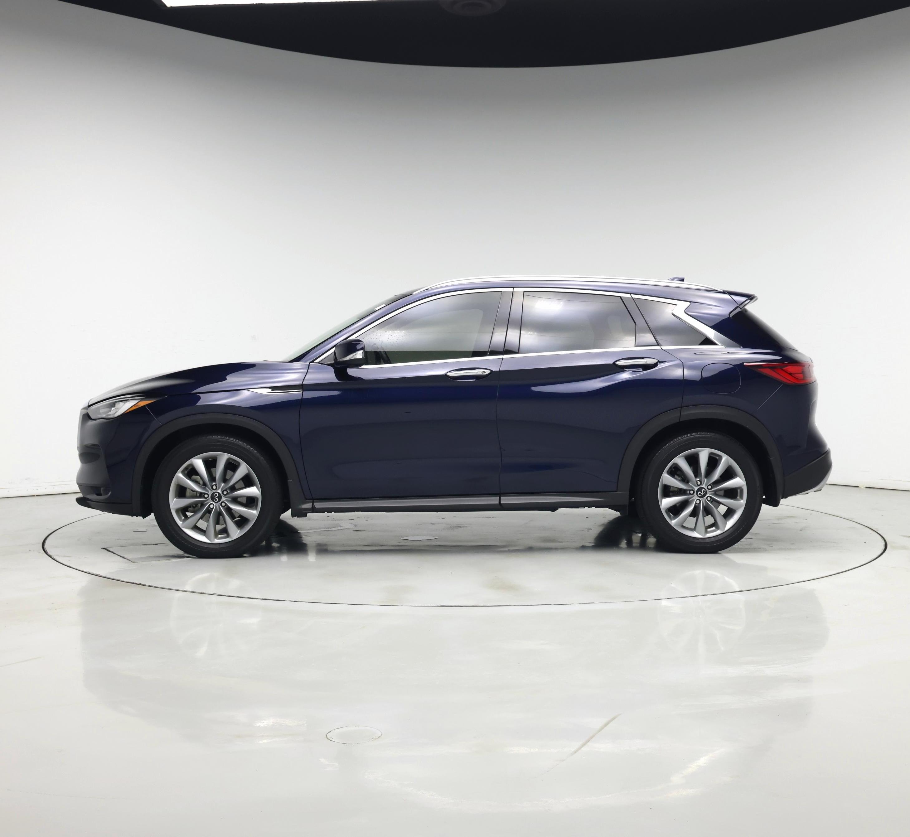Thumbnail: 2022 INFINITI QX50 - 3