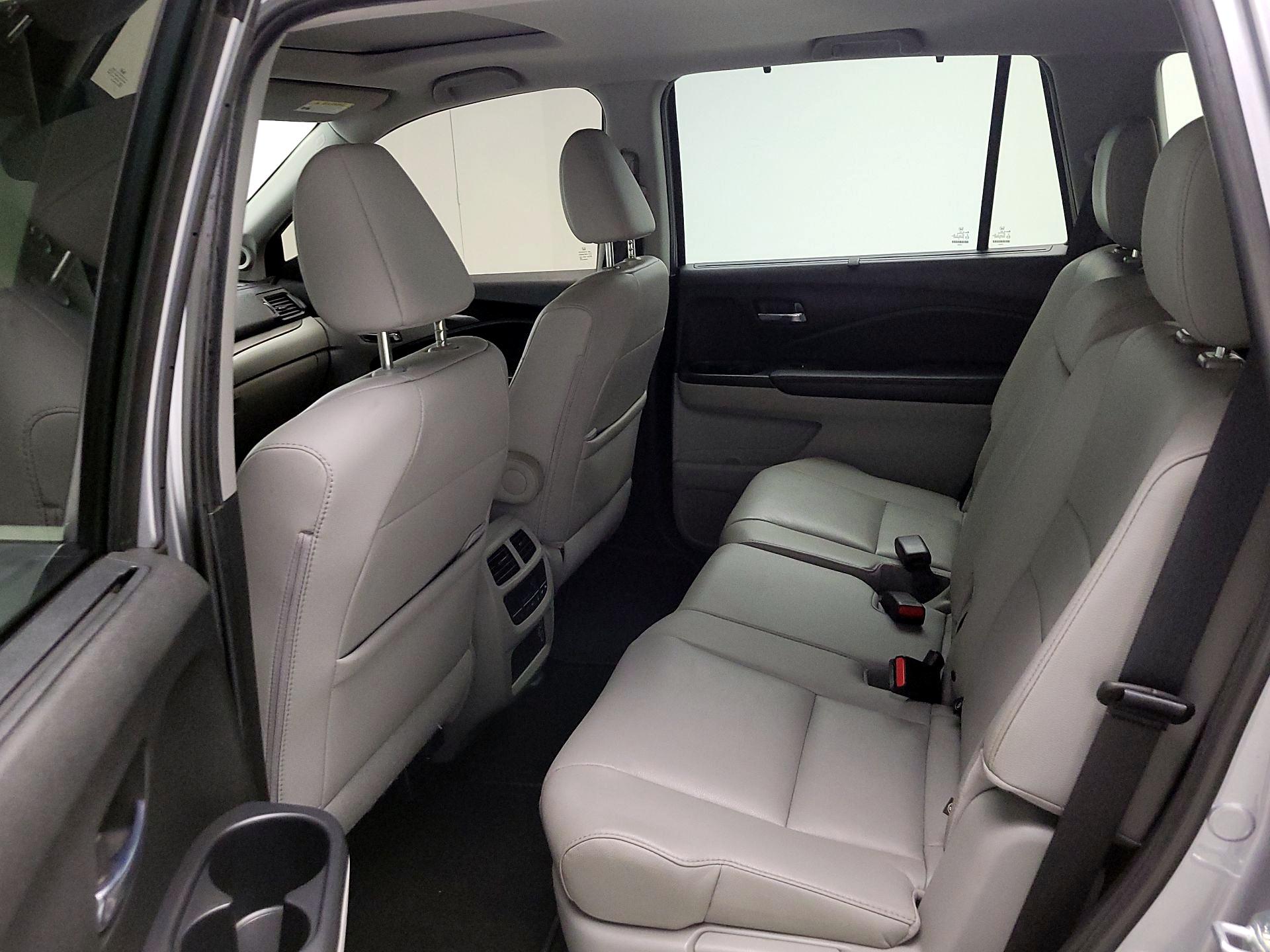 Thumbnail: 2022 Honda Pilot - 17