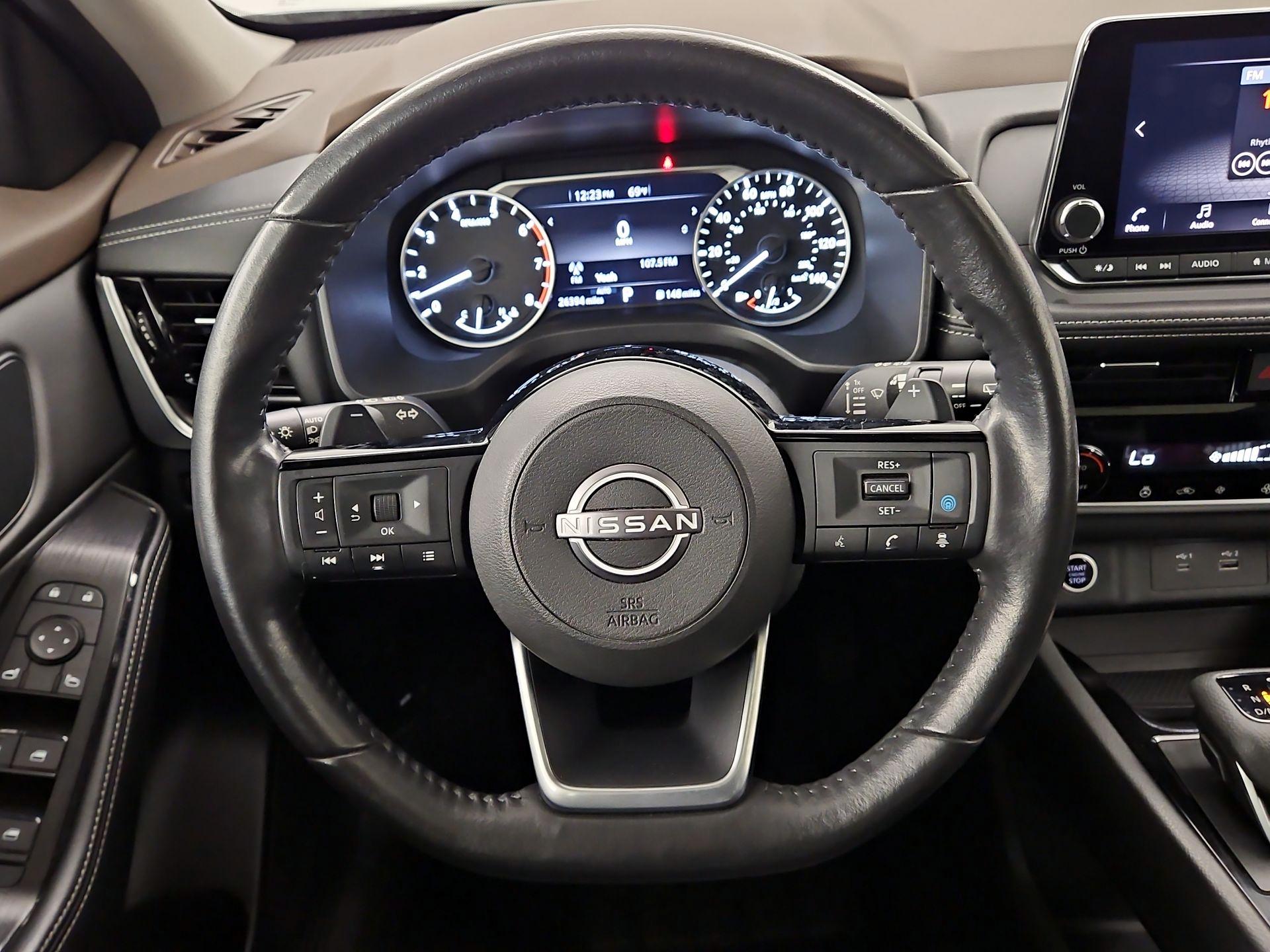 Thumbnail: 2022 Nissan Rogue - 10