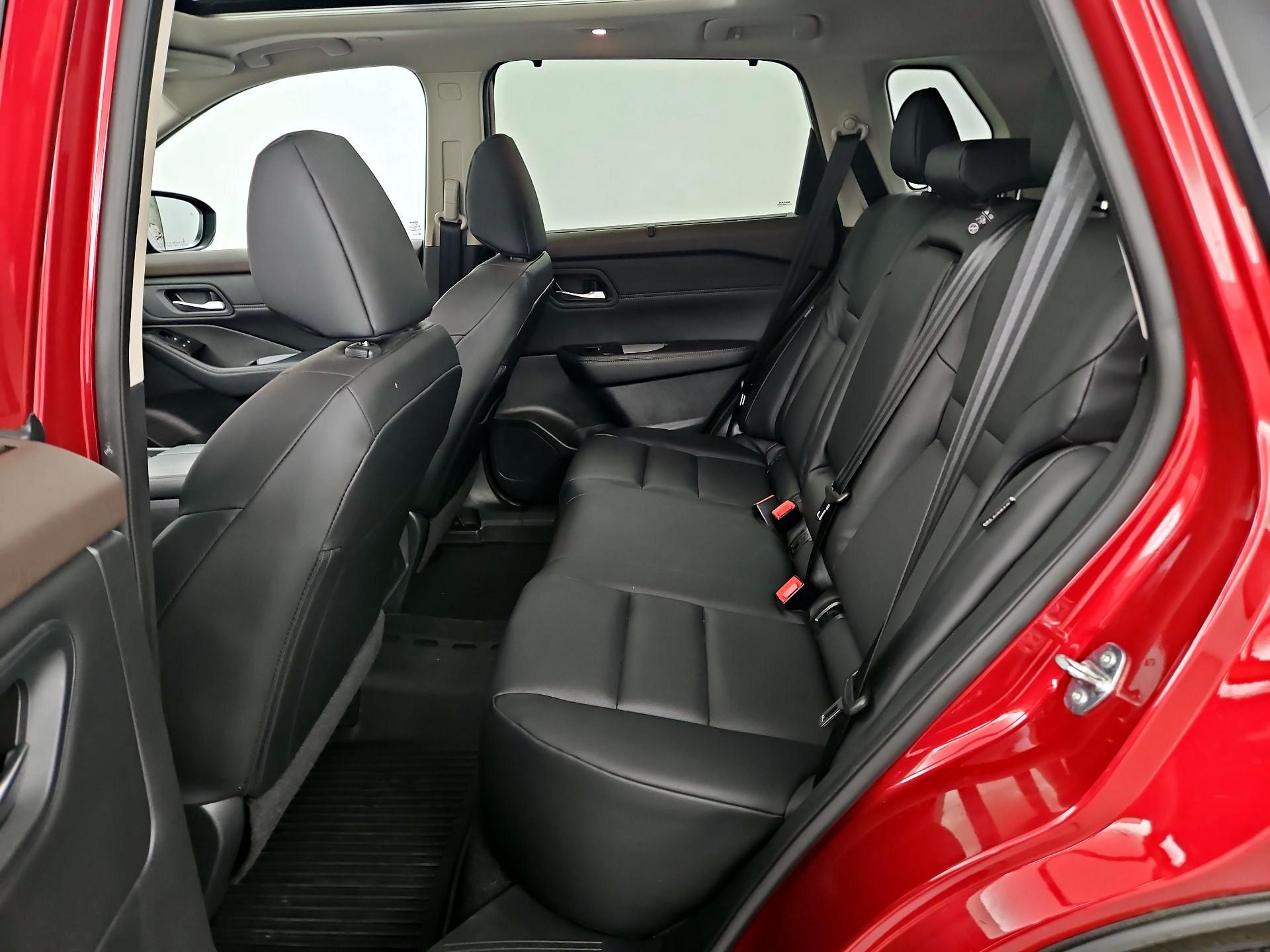 Thumbnail: 2023 Nissan Rogue - 20
