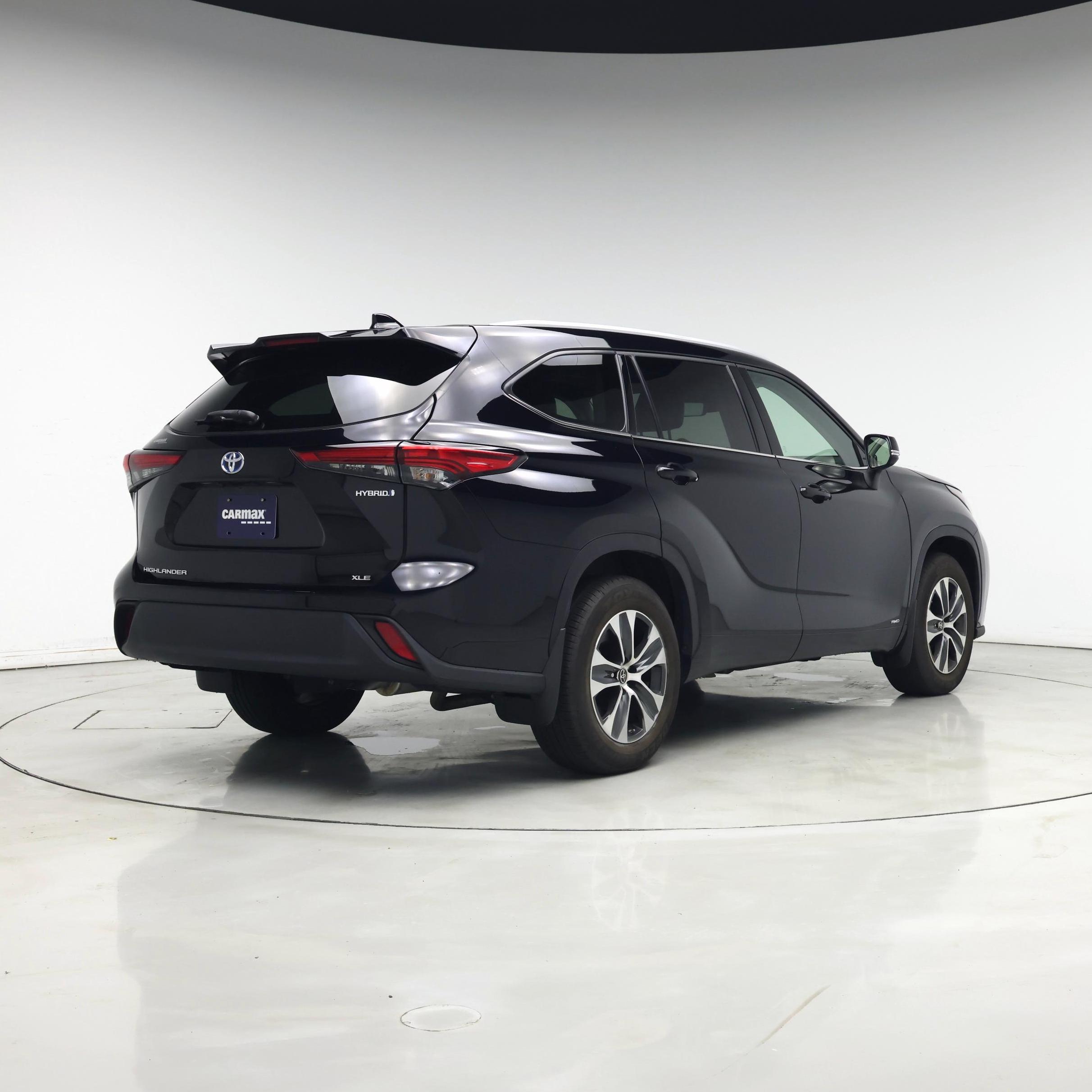 Thumbnail: 2022 Toyota Highlander - 8