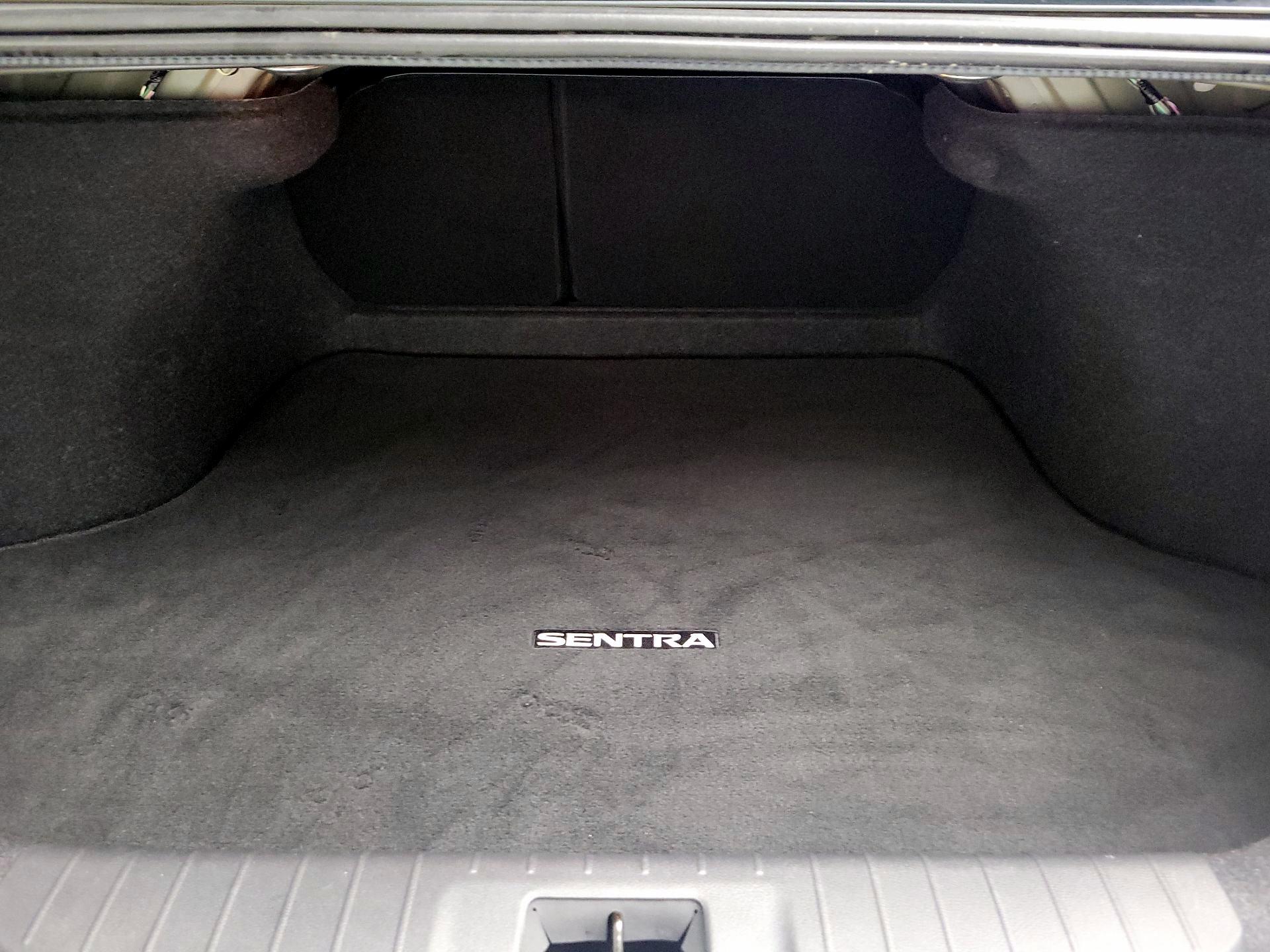 Thumbnail: 2021 Nissan Sentra - 20