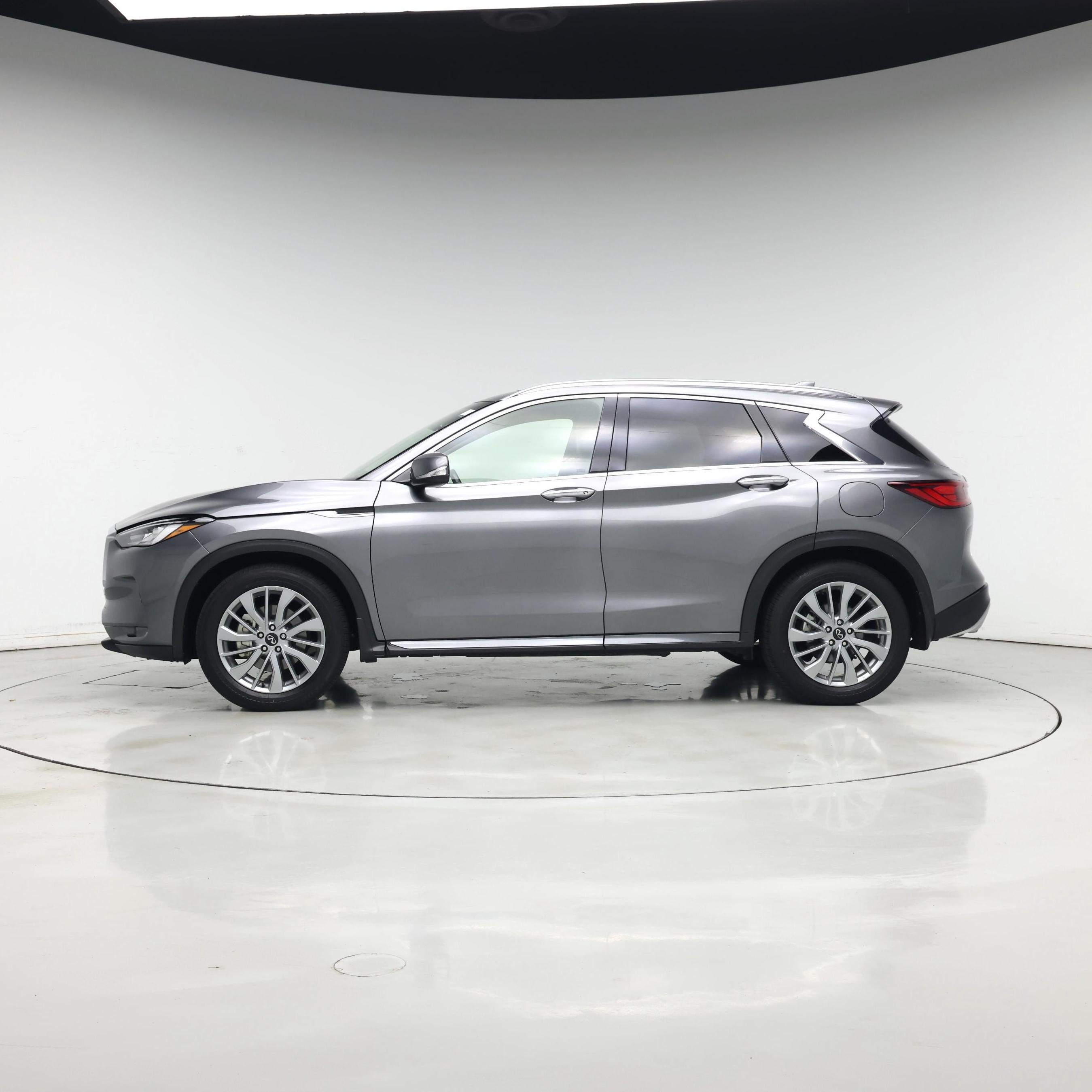 Thumbnail: 2023 INFINITI QX50 - 3