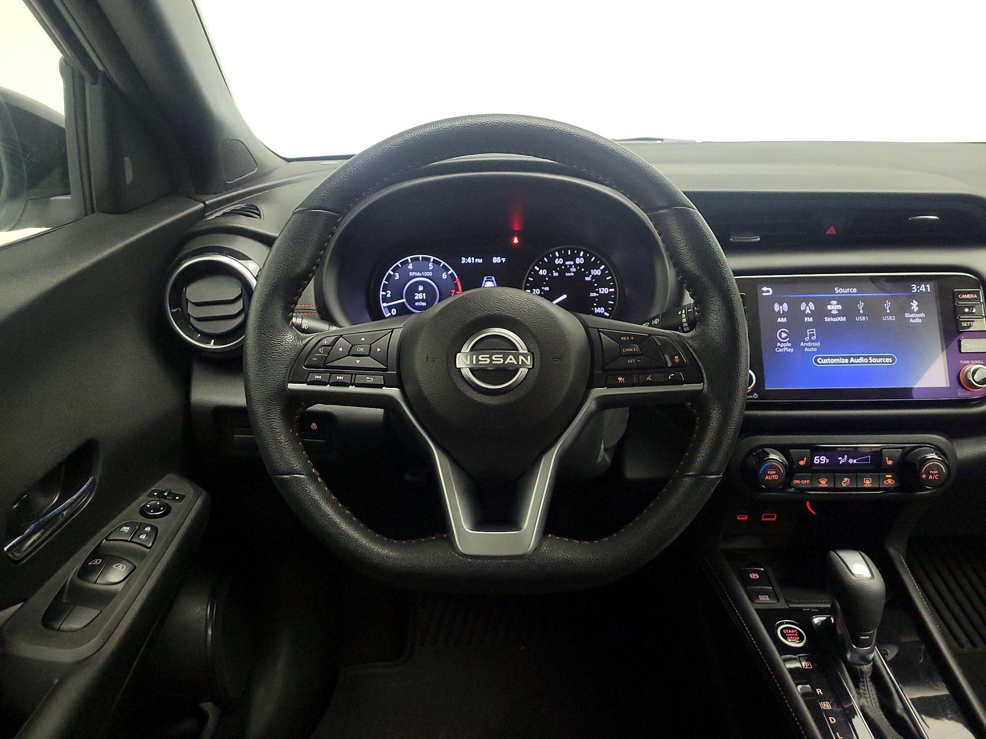 Thumbnail: 2022 Nissan Kicks - 10