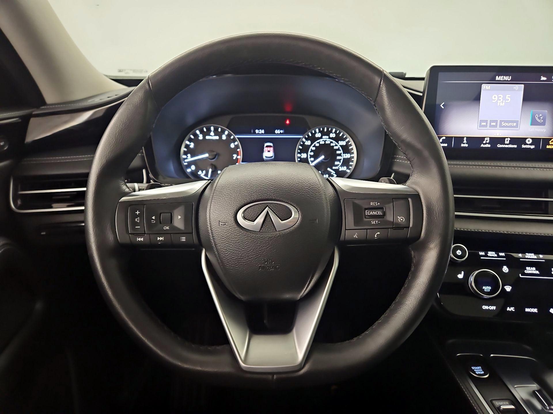 Thumbnail: 2023 INFINITI QX60 - 10