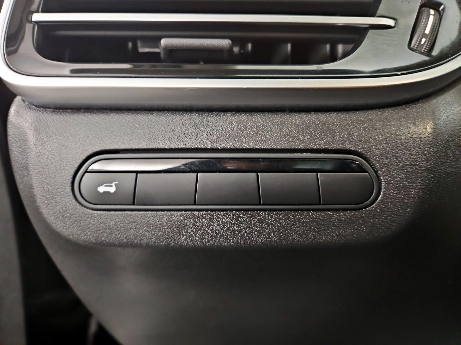 Thumbnail: 2023 INFINITI QX60 - 13