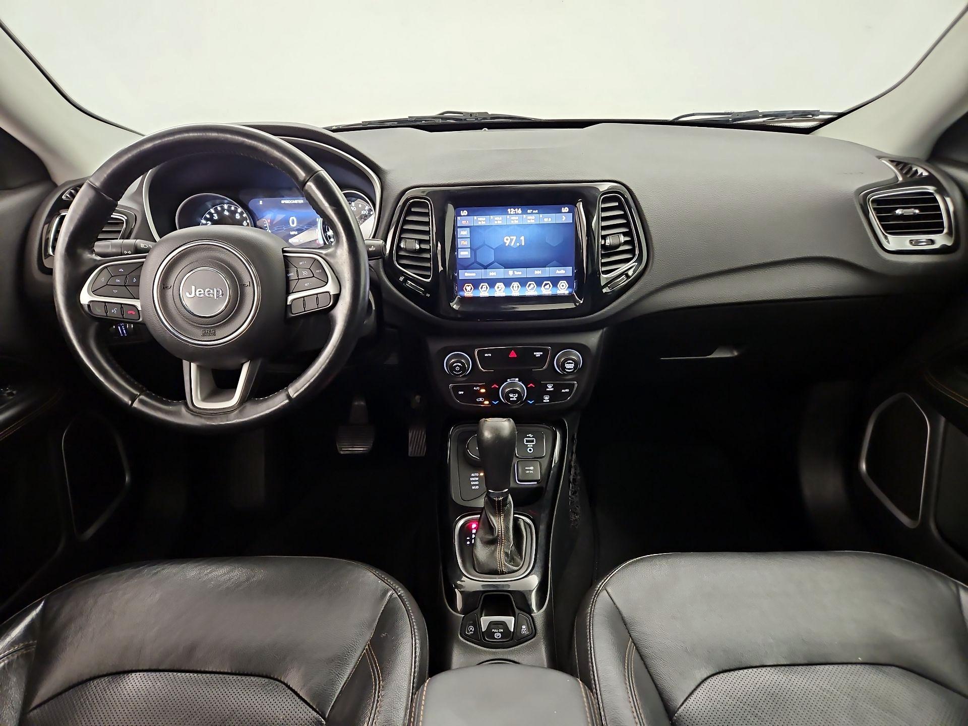 Thumbnail: 2018 Jeep Compass - 9