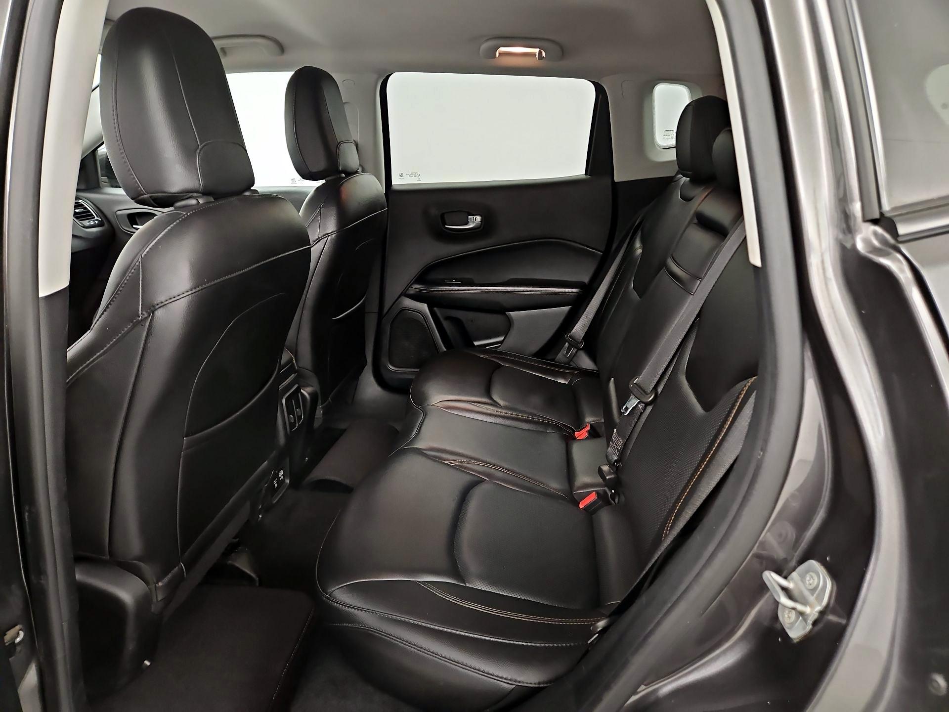 Thumbnail: 2018 Jeep Compass - 19