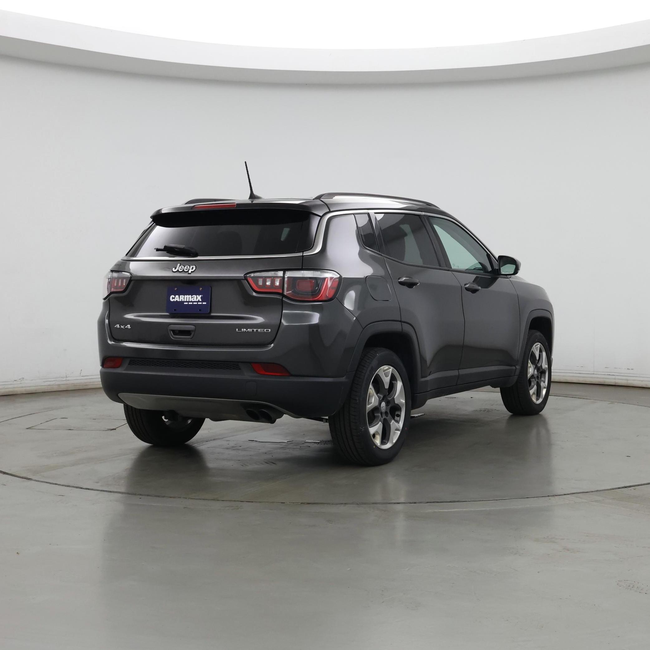 Thumbnail: 2018 Jeep Compass - 8