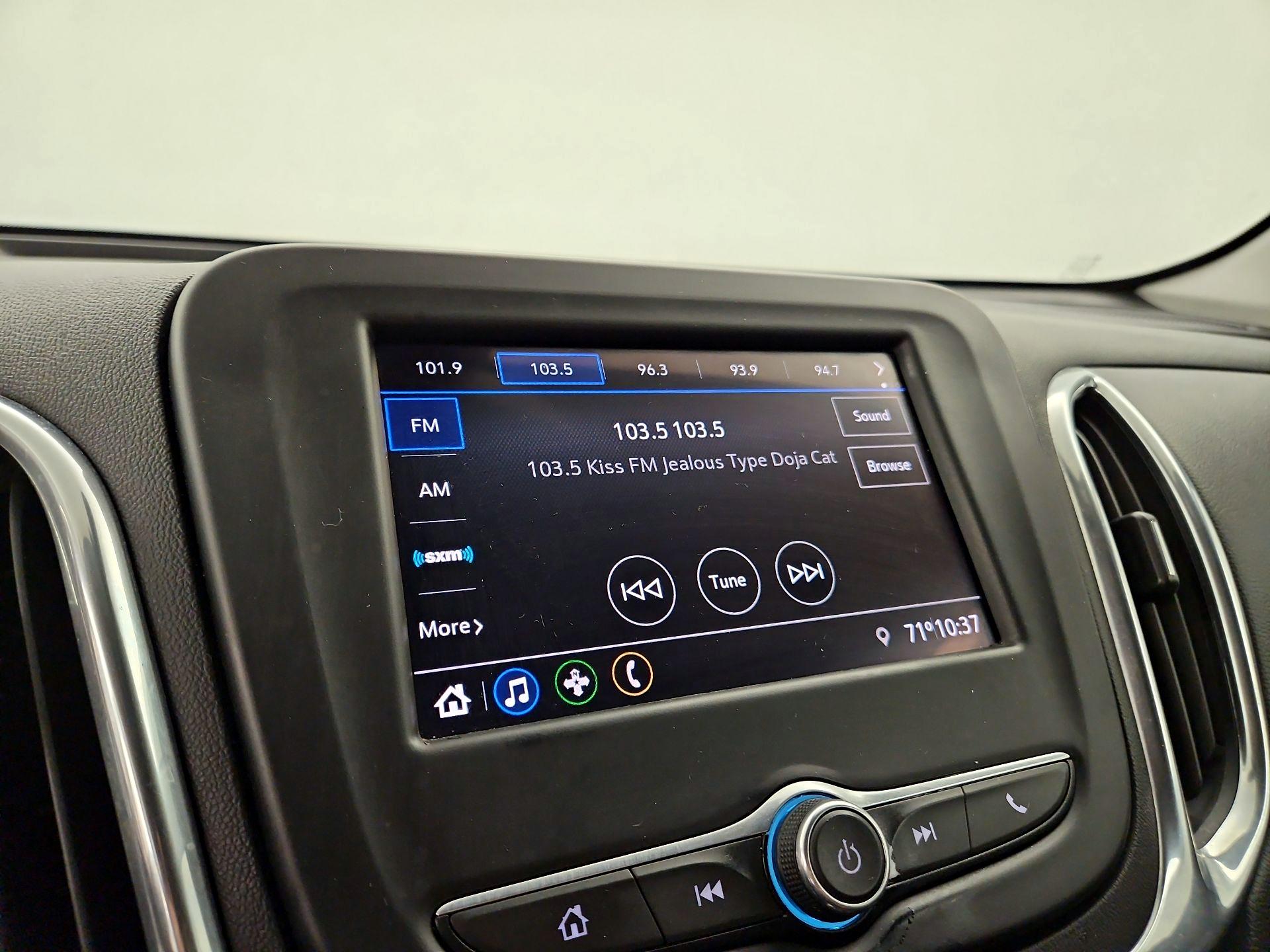 Thumbnail: 2020 Chevrolet Equinox - 15