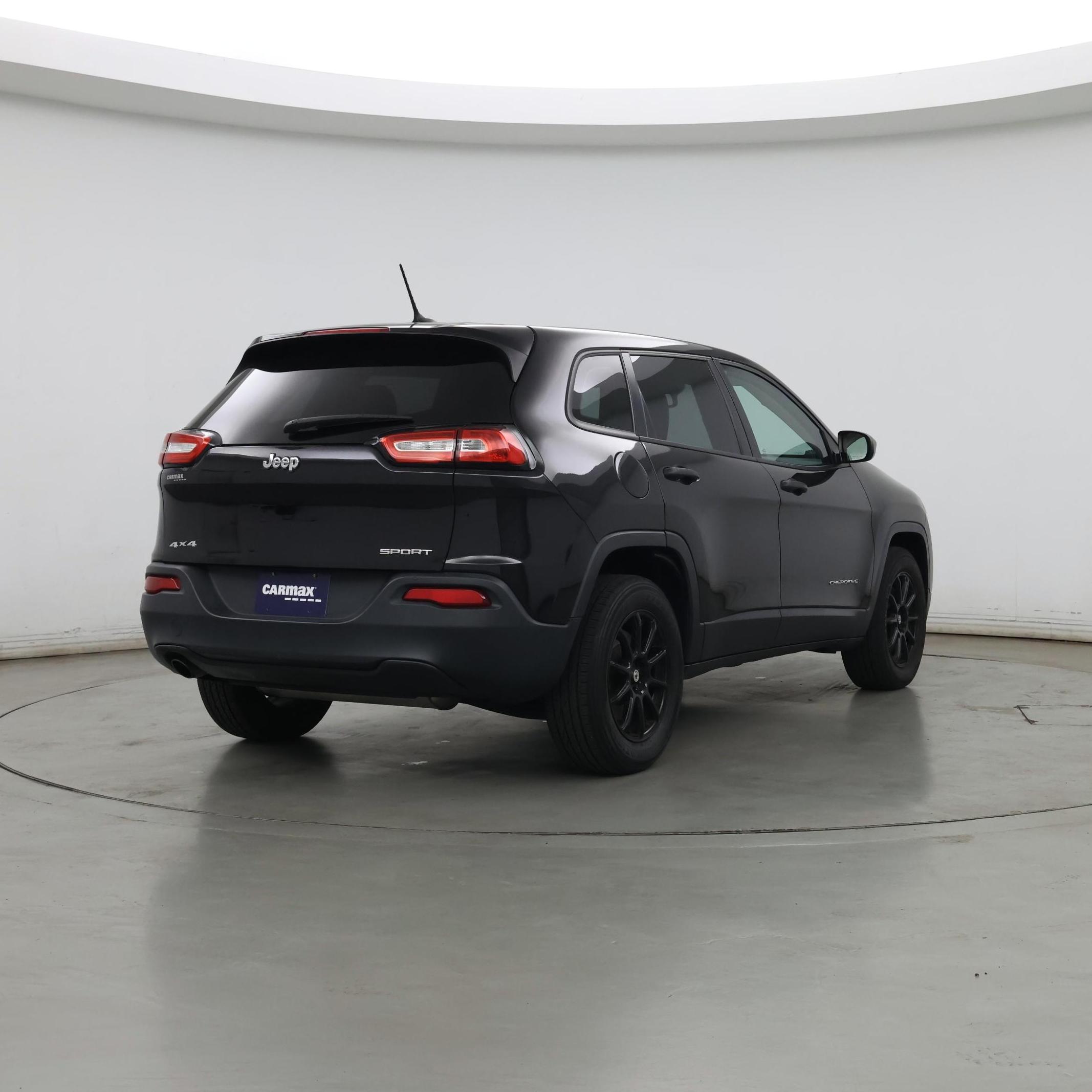 Thumbnail: 2016 Jeep Cherokee - 8