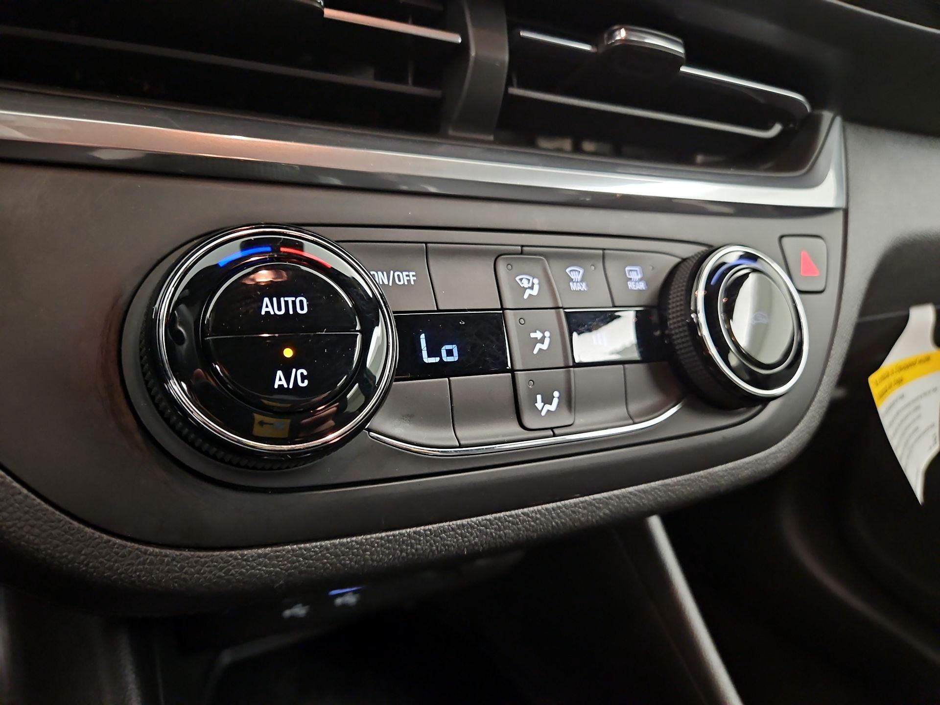 Thumbnail: 2024 Buick Envista - 16