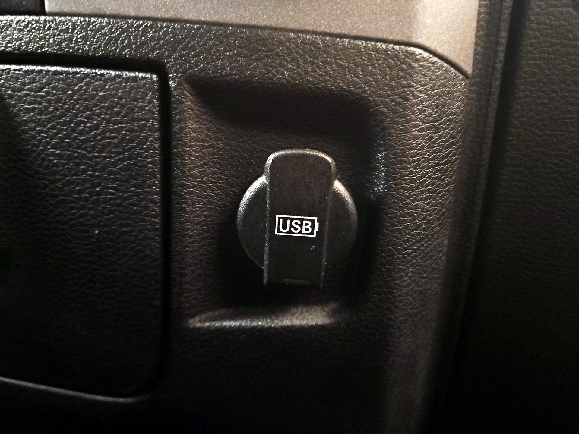 Thumbnail: 2018 RAM 1500 - 18