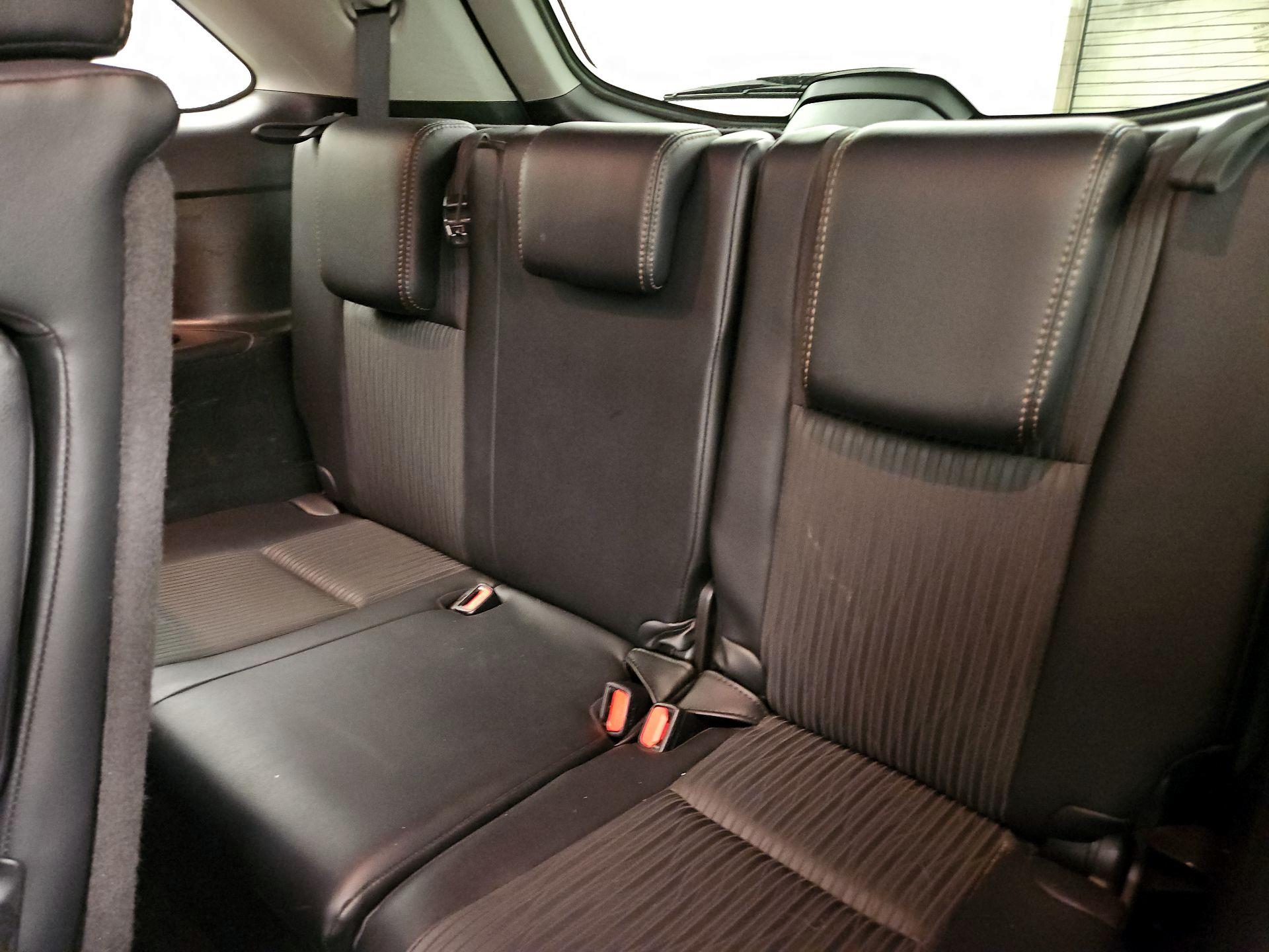 Thumbnail: 2016 Toyota Highlander - 20