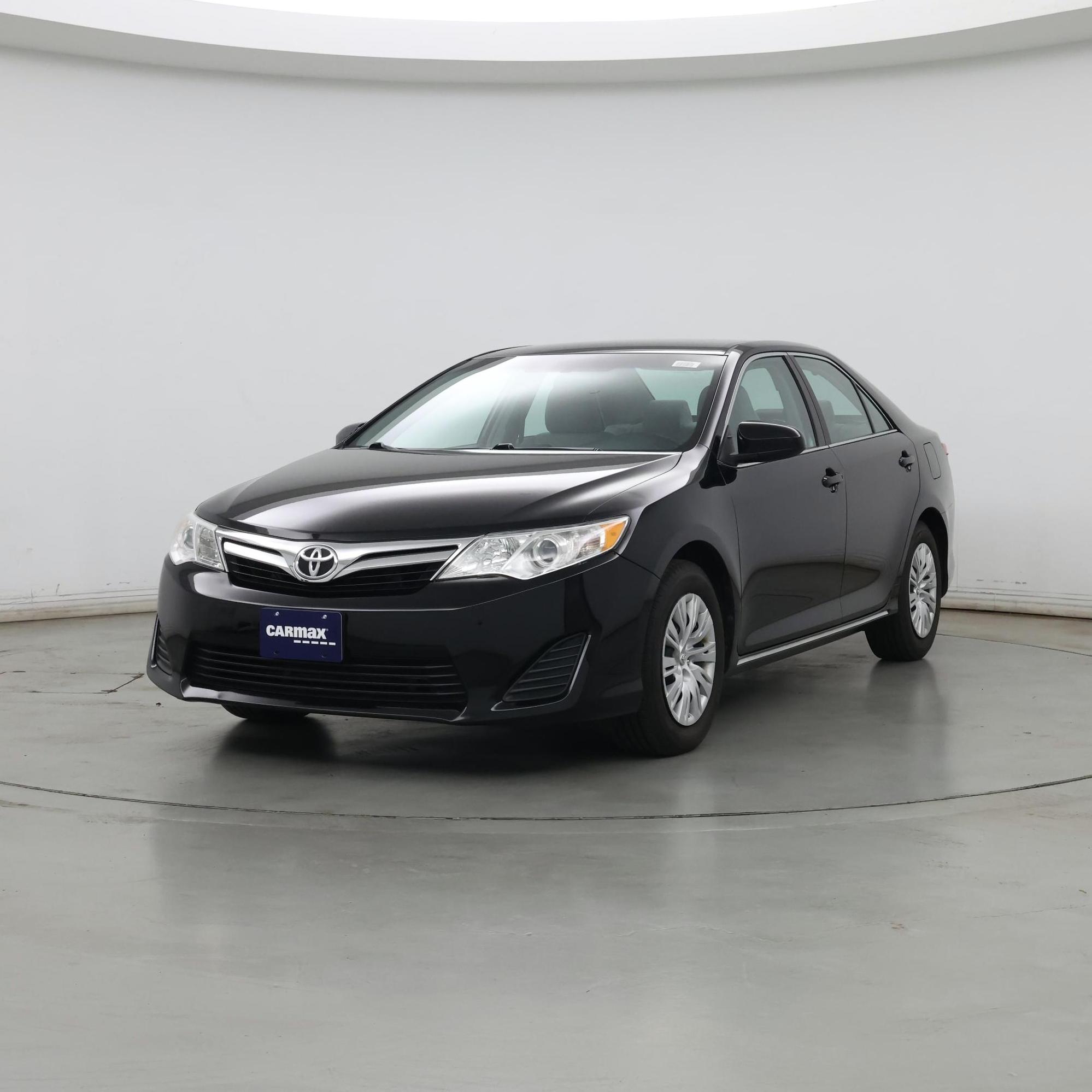 Thumbnail: 2014 Toyota Camry - 4
