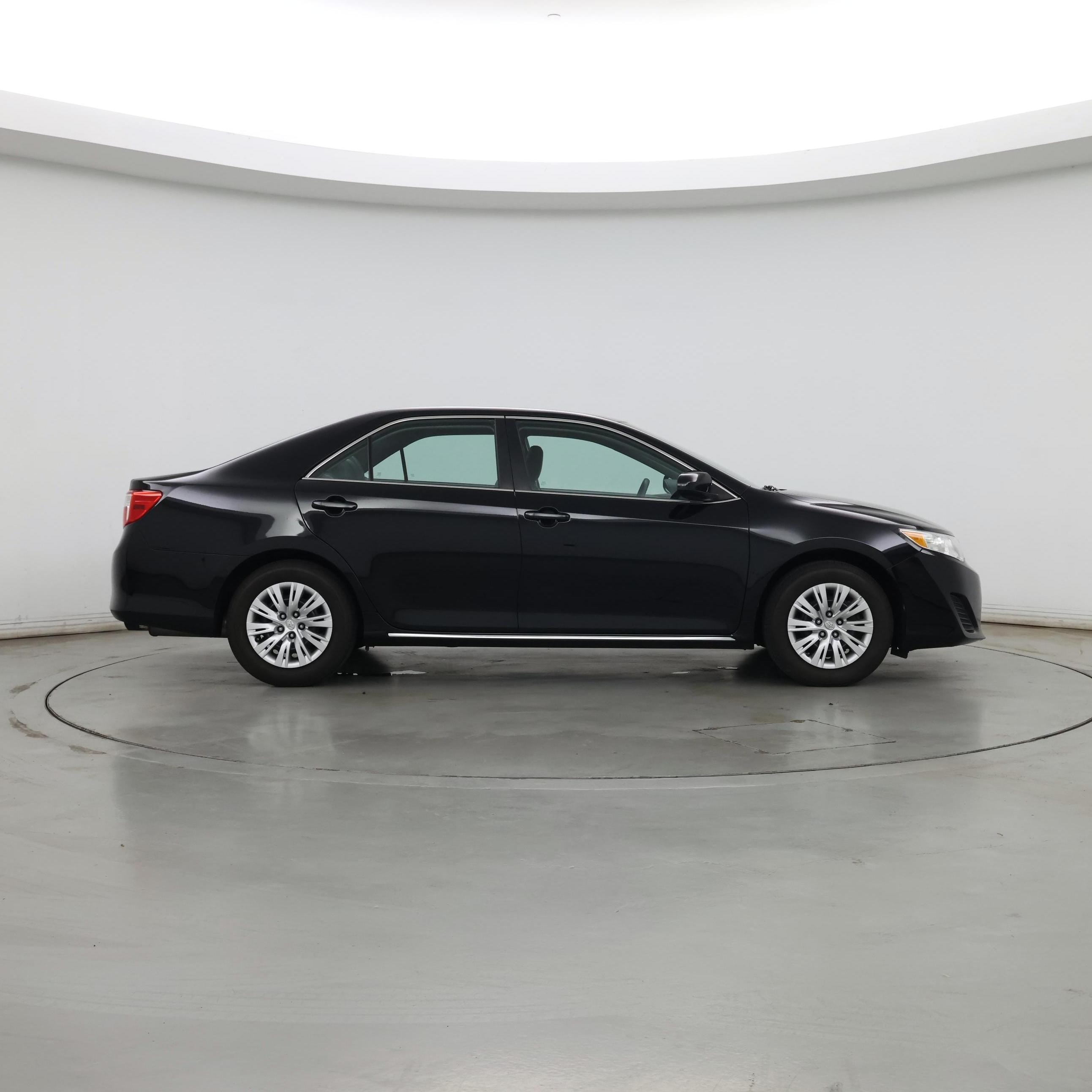 Thumbnail: 2014 Toyota Camry - 7