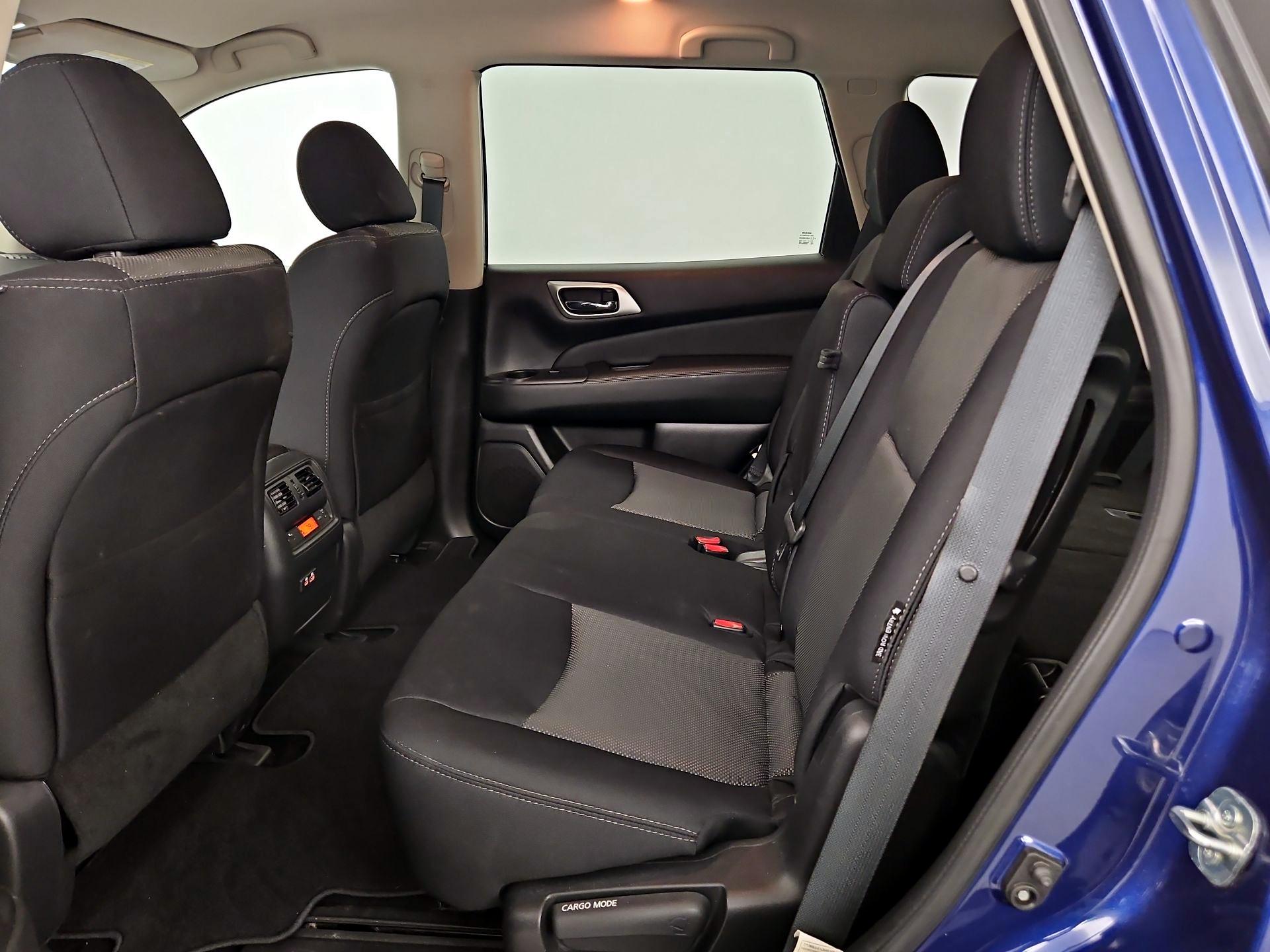 Thumbnail: 2019 Nissan Pathfinder - 19