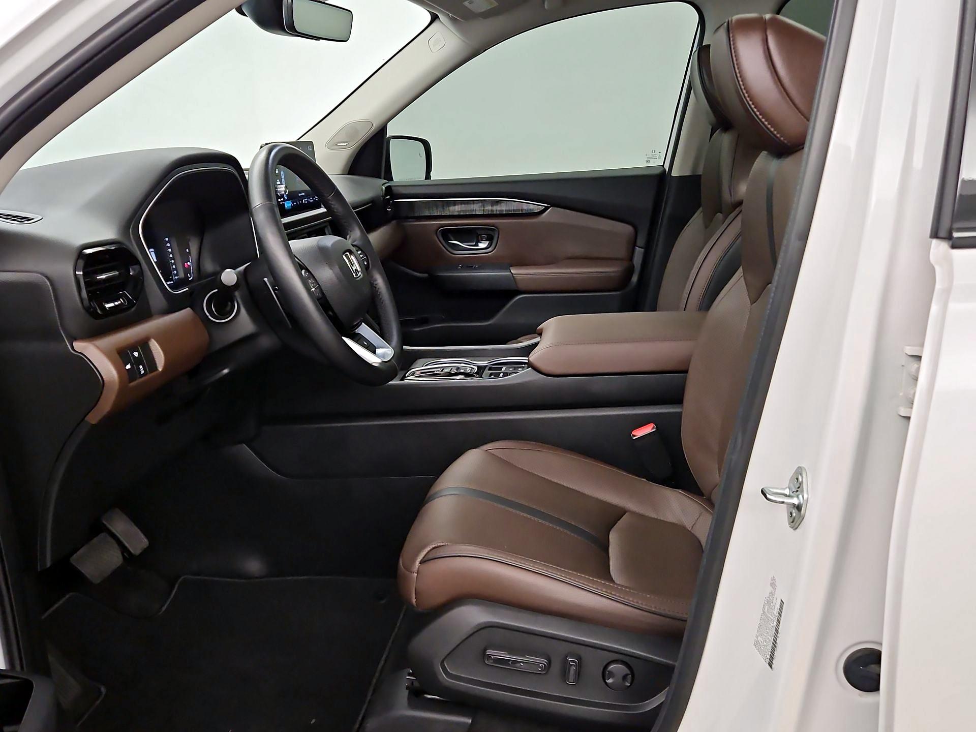 Thumbnail: 2023 Honda Pilot - 11