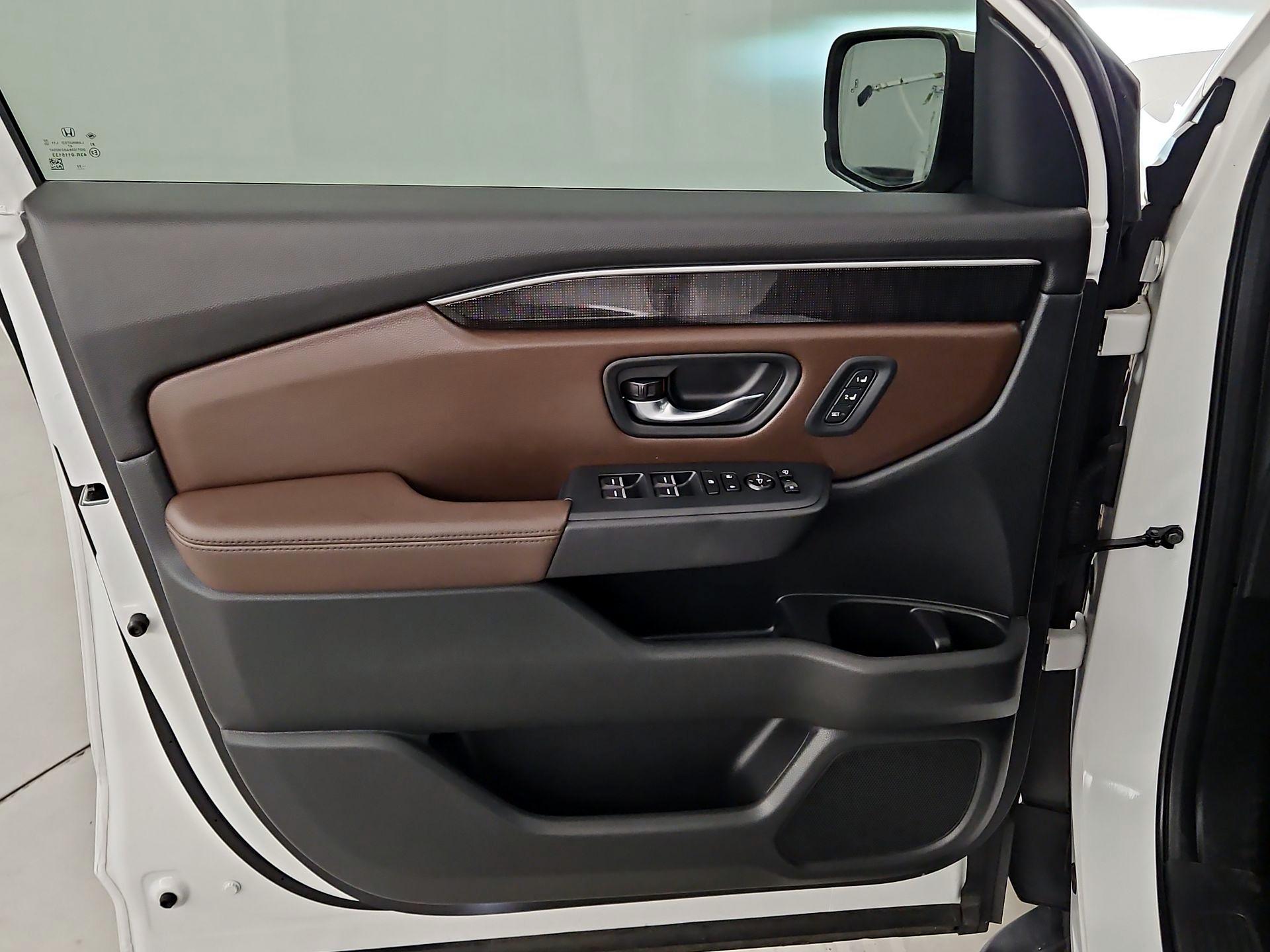 Thumbnail: 2023 Honda Pilot - 12