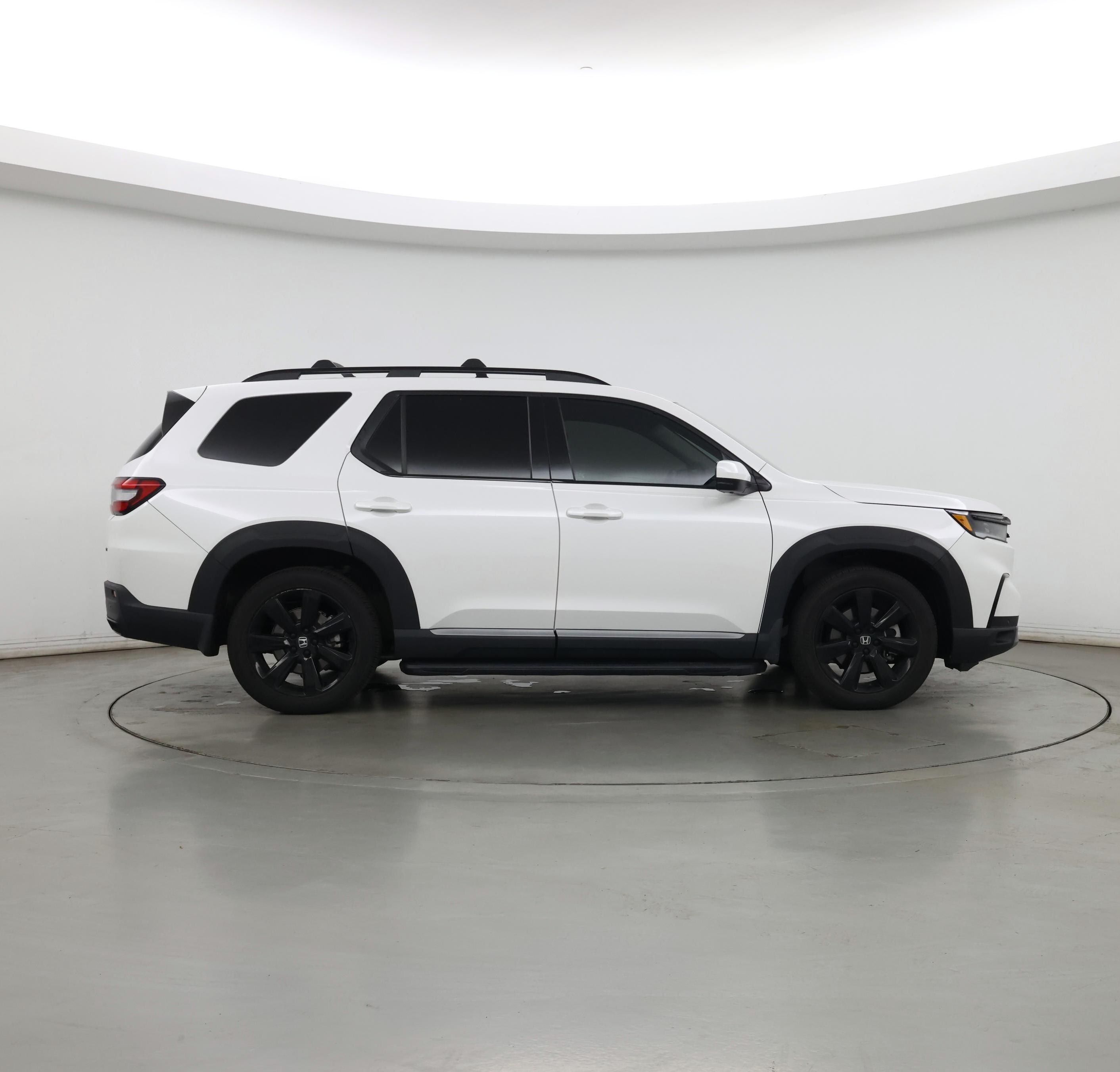 Thumbnail: 2023 Honda Pilot - 7