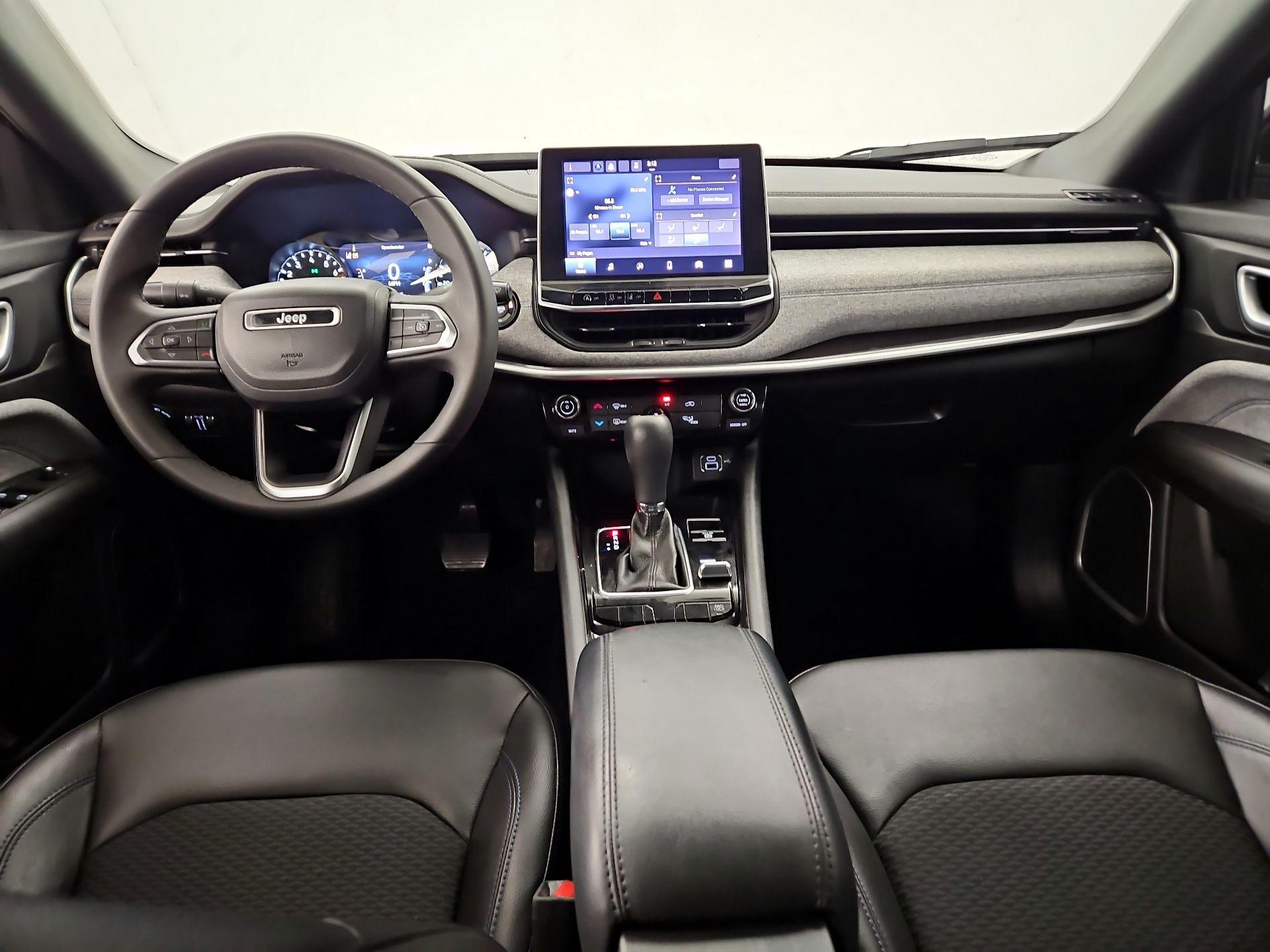 Thumbnail: 2023 Jeep Compass - 9