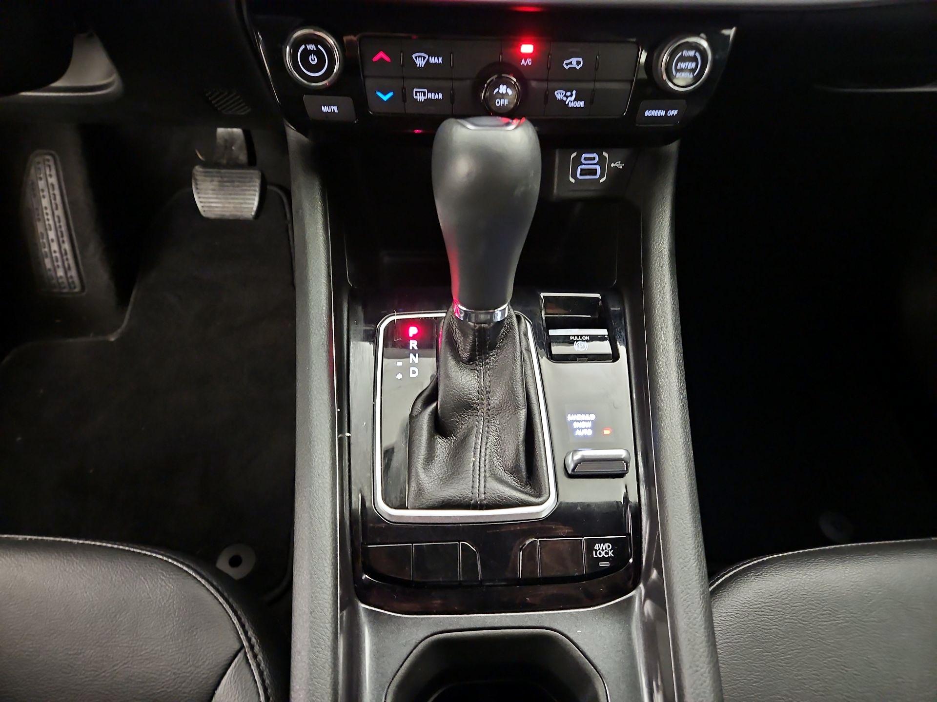 Thumbnail: 2023 Jeep Compass - 17