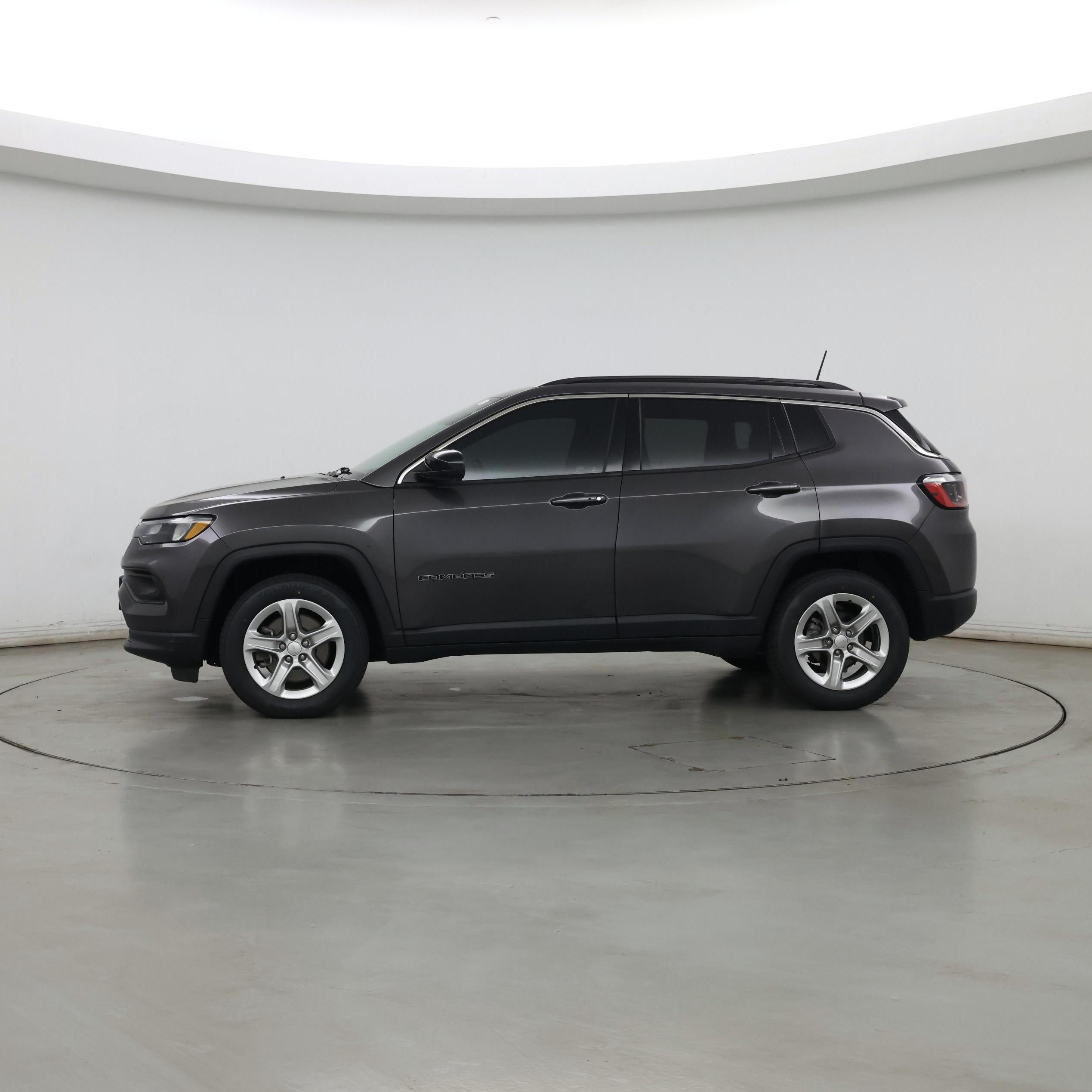 Thumbnail: 2023 Jeep Compass - 3