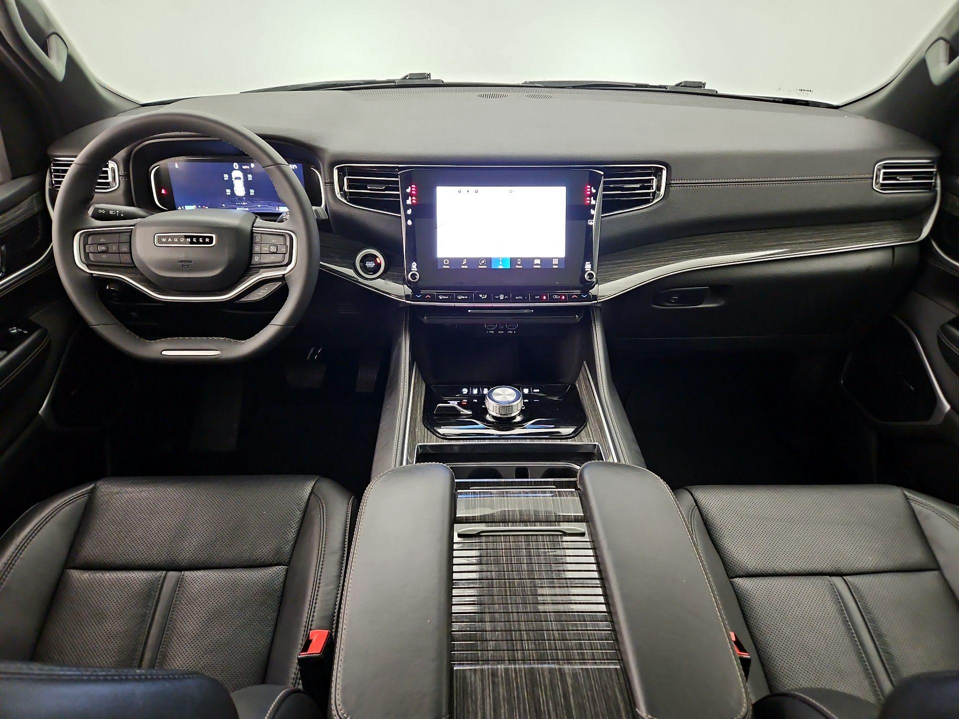 Thumbnail: 2022 Jeep Wagoneer - 9