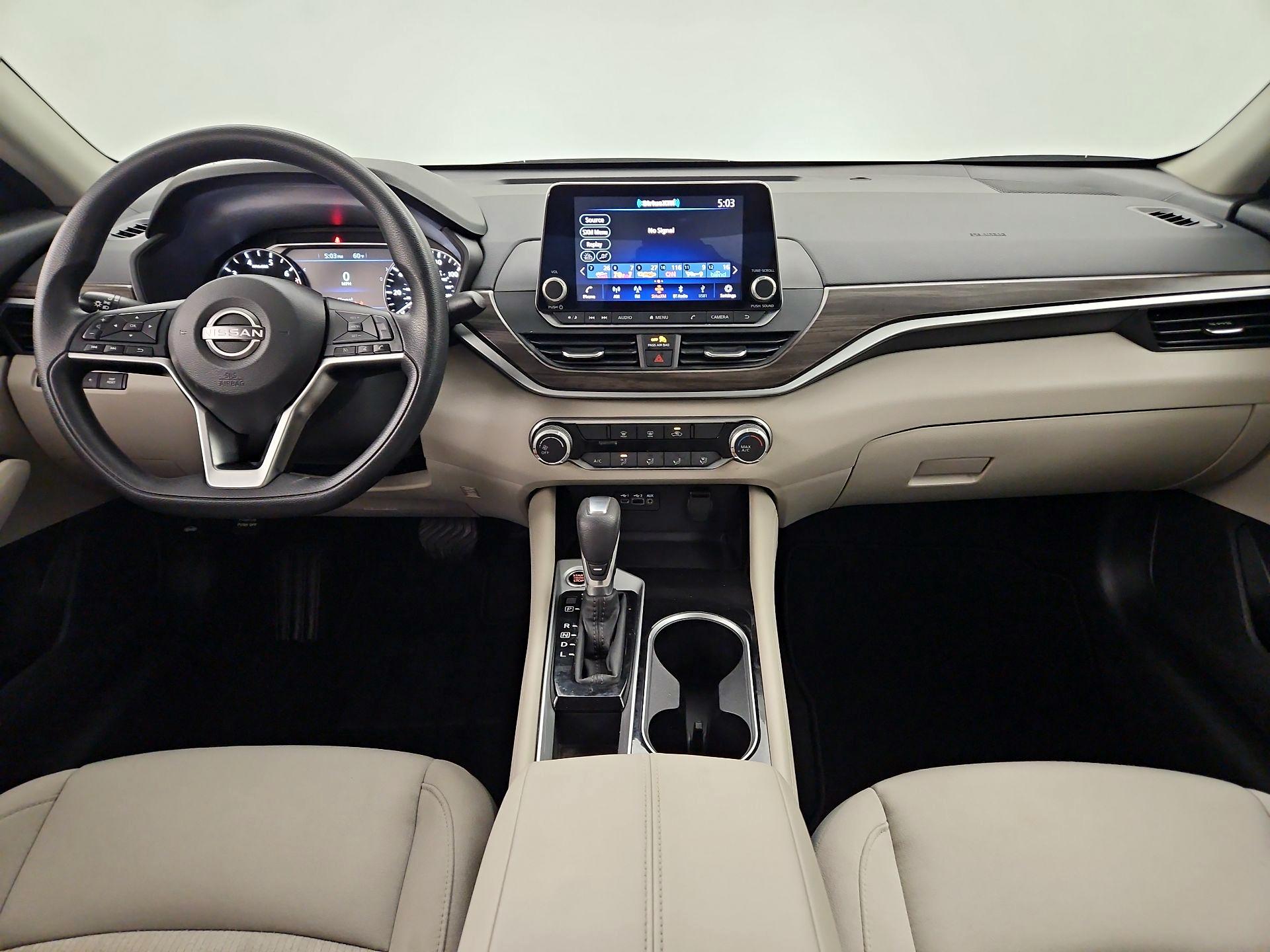 Thumbnail: 2023 Nissan Altima - 9